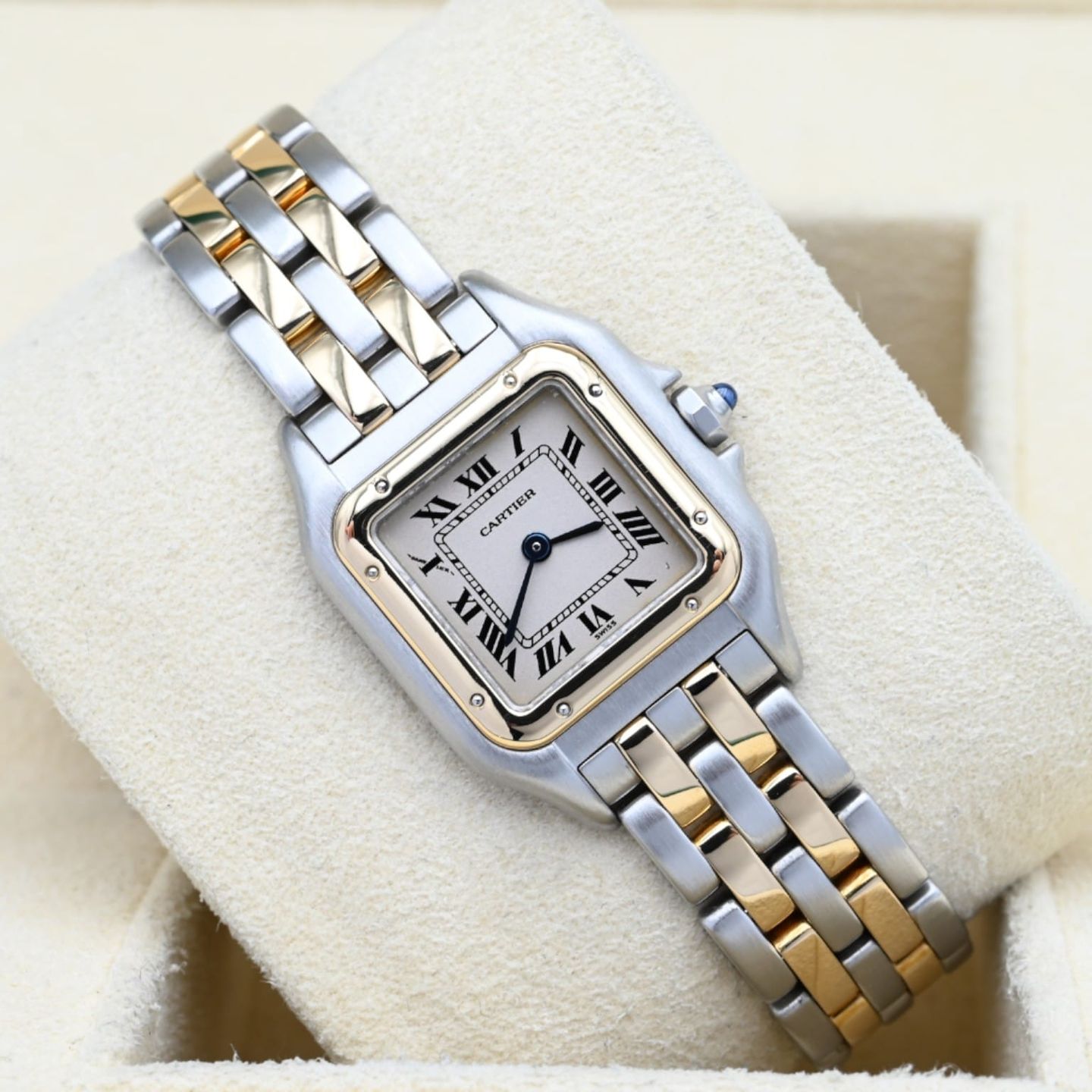 Cartier Panthère 1120 (Unknown (random serial)) - White dial 22 mm Gold/Steel case (1/8)