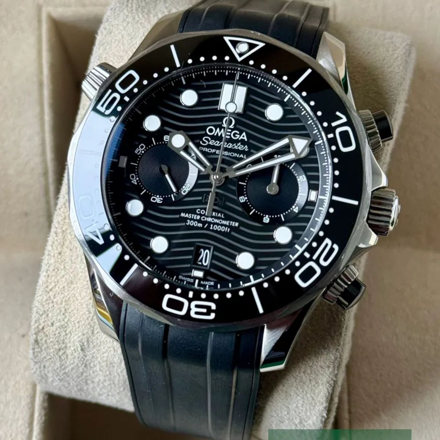 Omega Seamaster Diver 300 M 210.32.44.51.01.001 - (3/7)