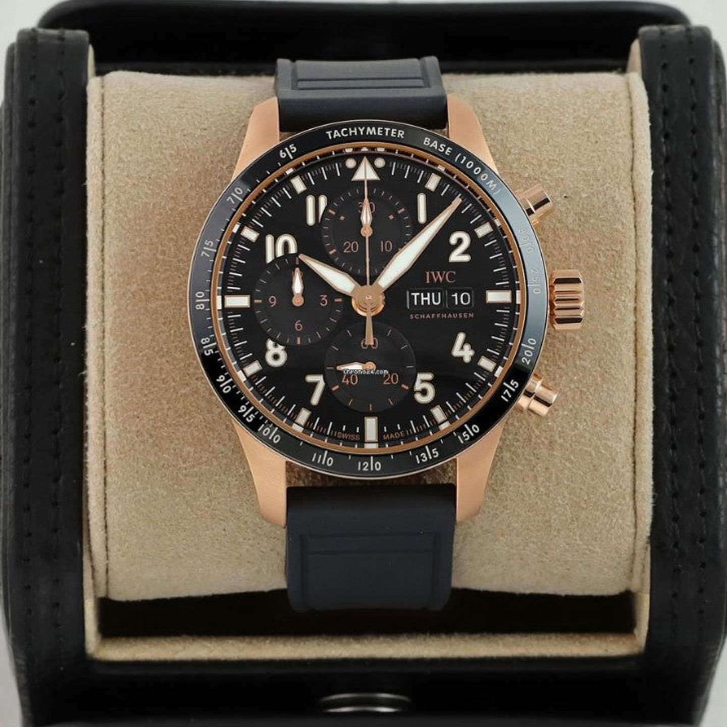 IWC Pilot Chronograph IW388309 (2025) - Black dial 43 mm Red Gold case (1/1)