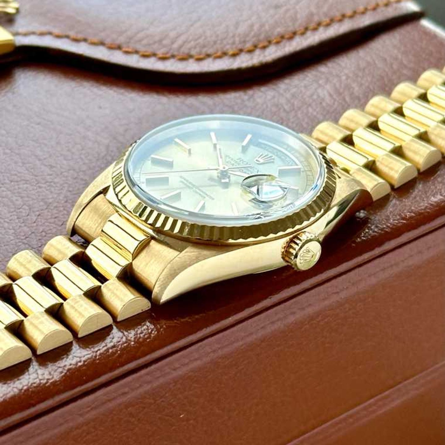 Rolex Day-Date 36 18238 (1995) - Gold dial 36 mm Yellow Gold case (8/8)