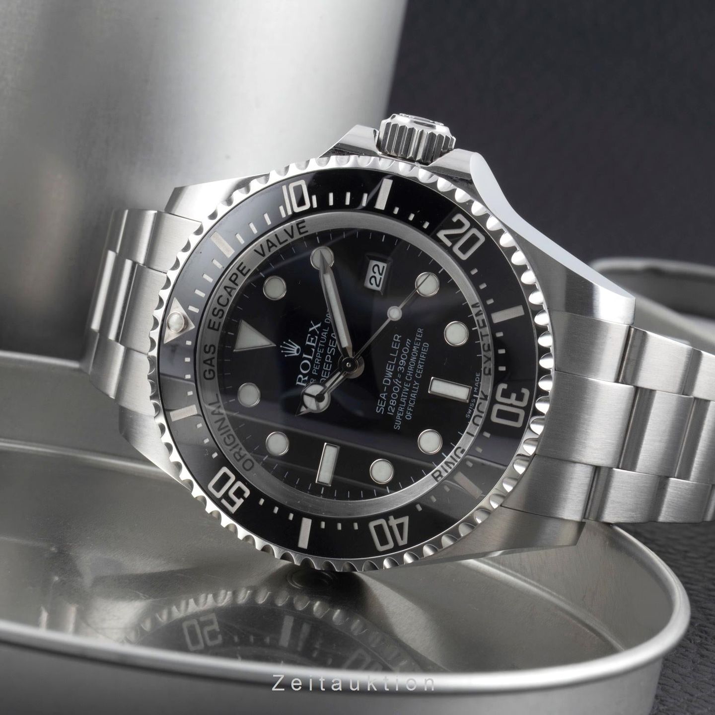 Rolex Sea-Dweller Deepsea 116660 (Onbekend (willekeurig serienummer)) - Zwart wijzerplaat 44mm Staal (2/8)