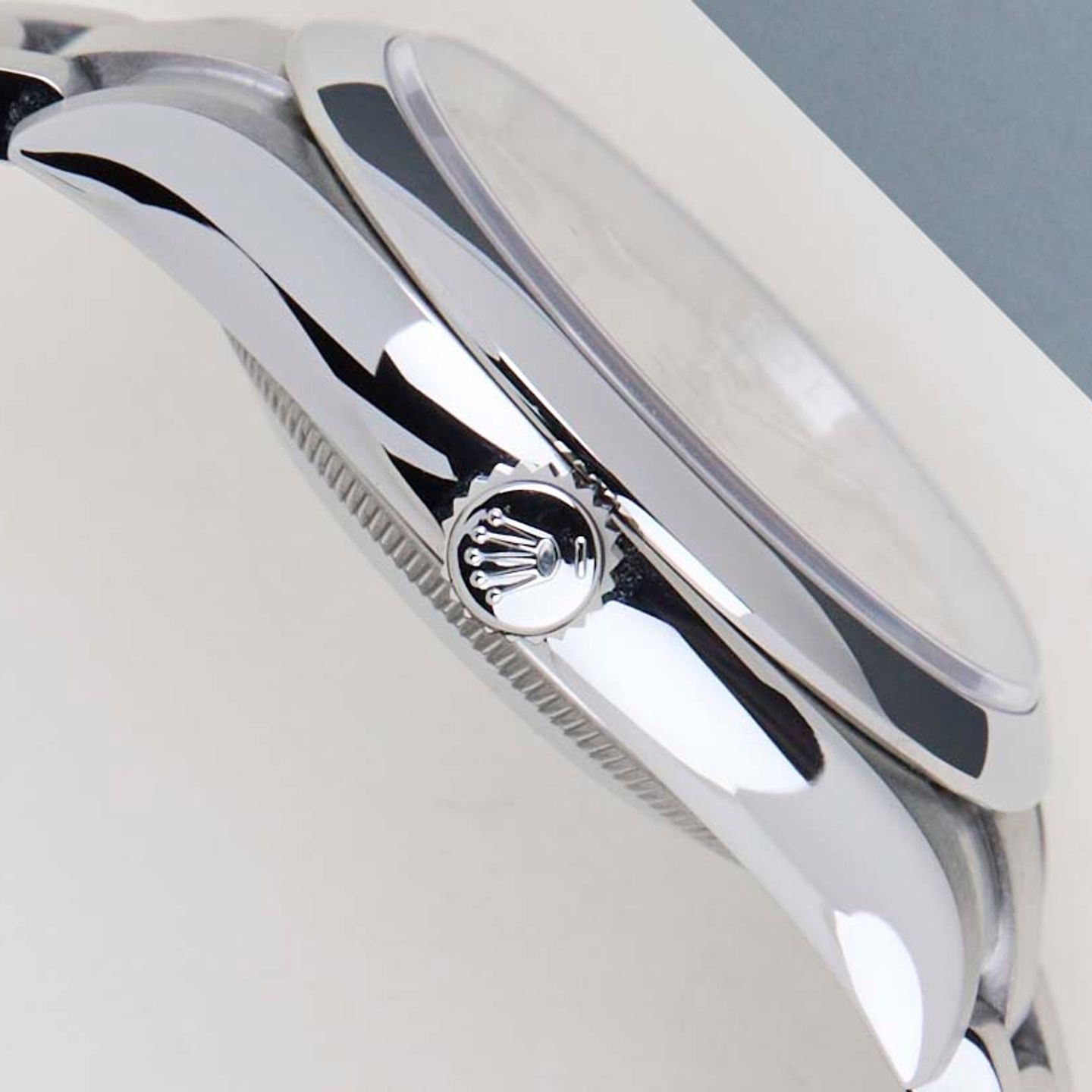 Rolex Oyster Perpetual 36 126000 - (8/8)