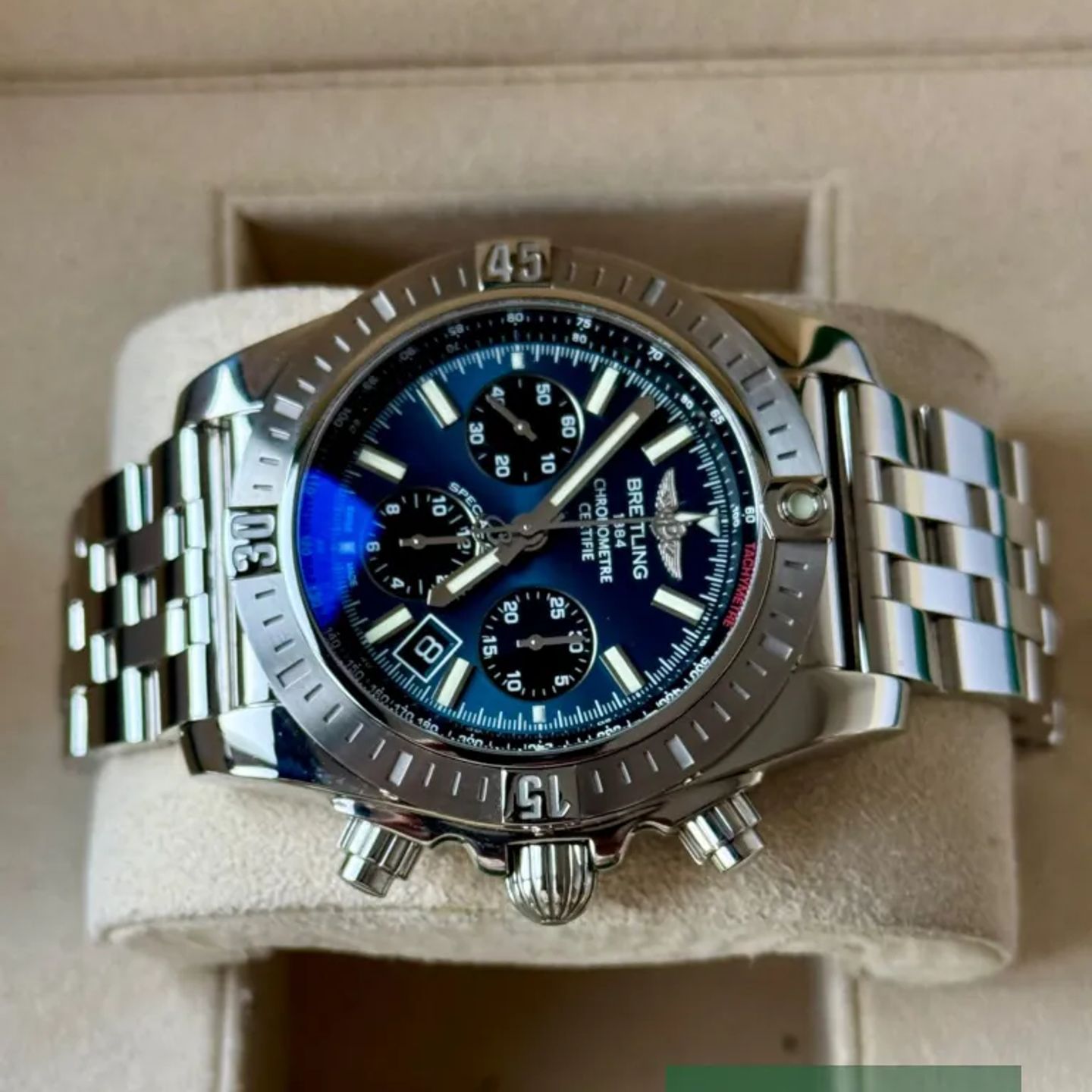 Breitling Chronomat AB011511/C987 (2021) - Blue dial 44 mm Steel case (4/7)