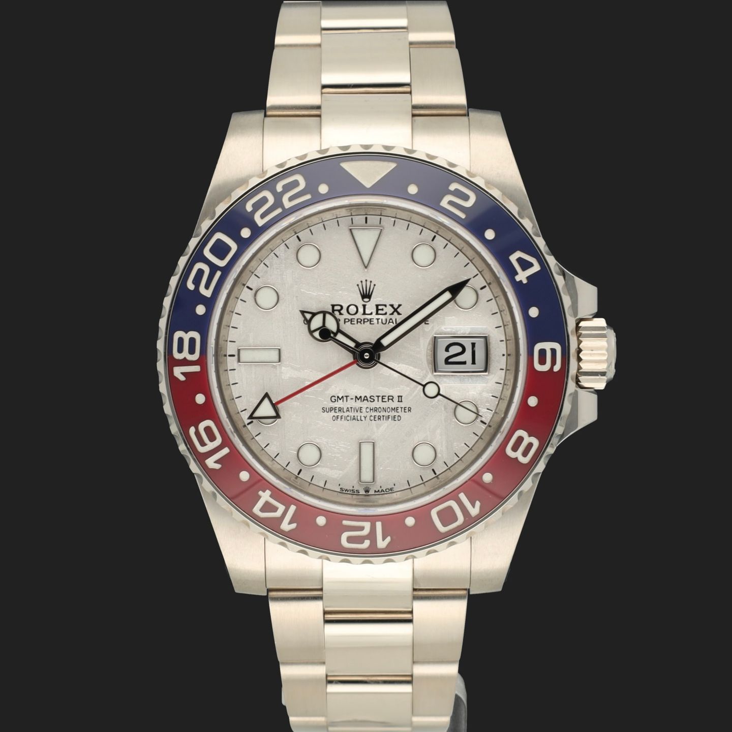 Rolex GMT-Master II 126719BLRO (2021) - Silver dial 40 mm White Gold case (2/8)