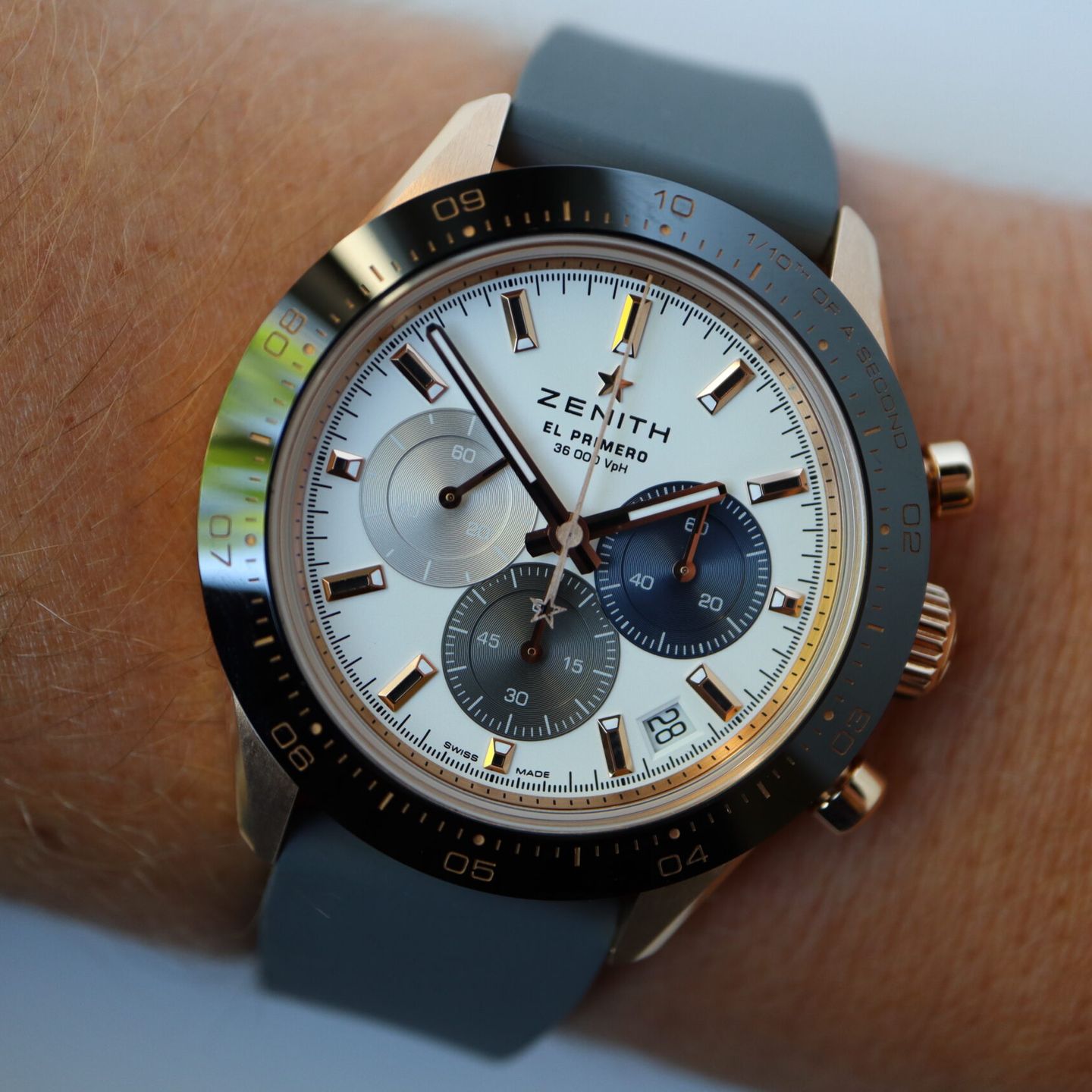 Zenith Chronomaster Sport 18.3100.3600/69.C920 (2023) - White dial 41 mm Rose Gold case (3/8)