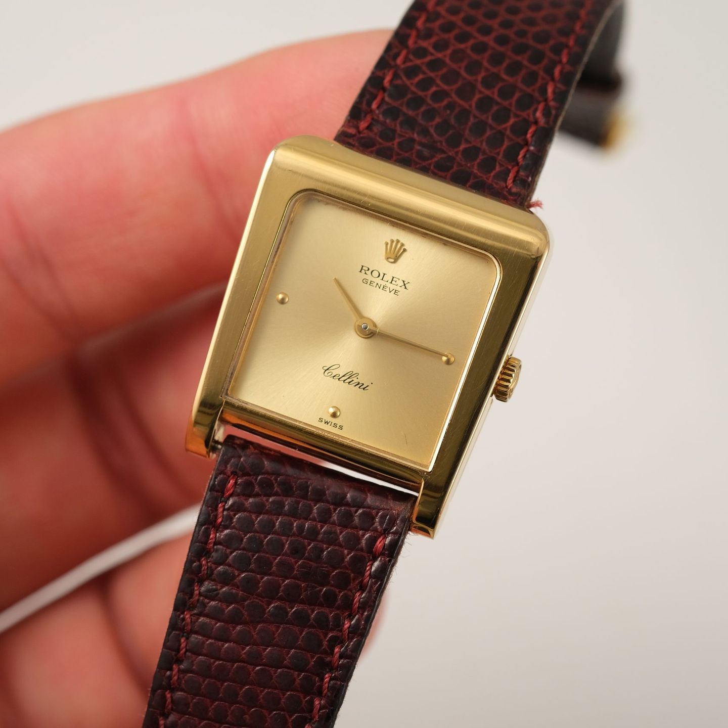 Rolex Cellini 4100 (1976) - Champagne dial 25 mm Yellow Gold case (5/8)