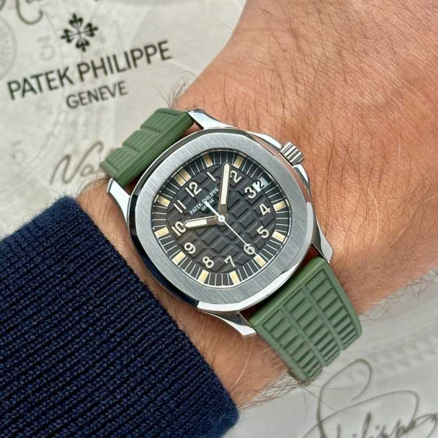 Patek Philippe Aquanaut 5066 - (2/8)