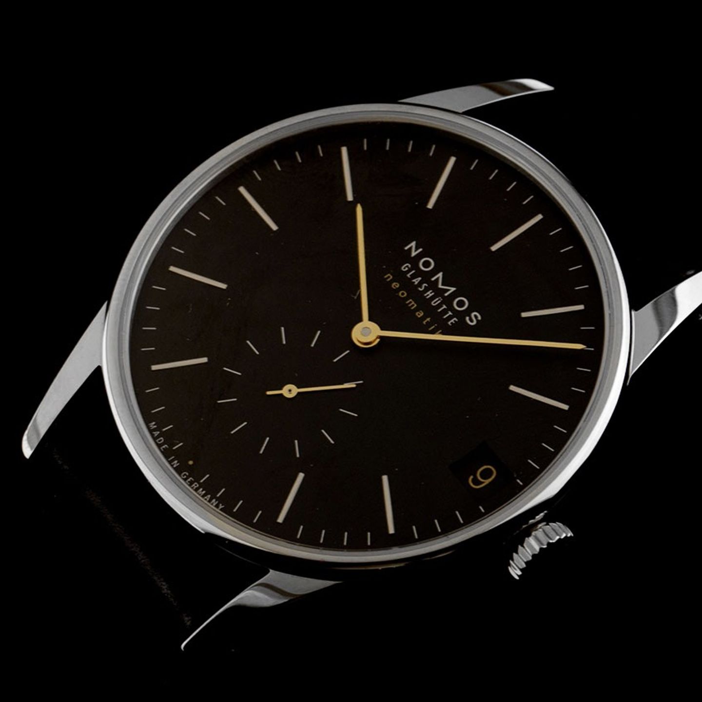 NOMOS Orion Neomatik 366 (2026) - Black dial 41 mm Steel case (3/7)