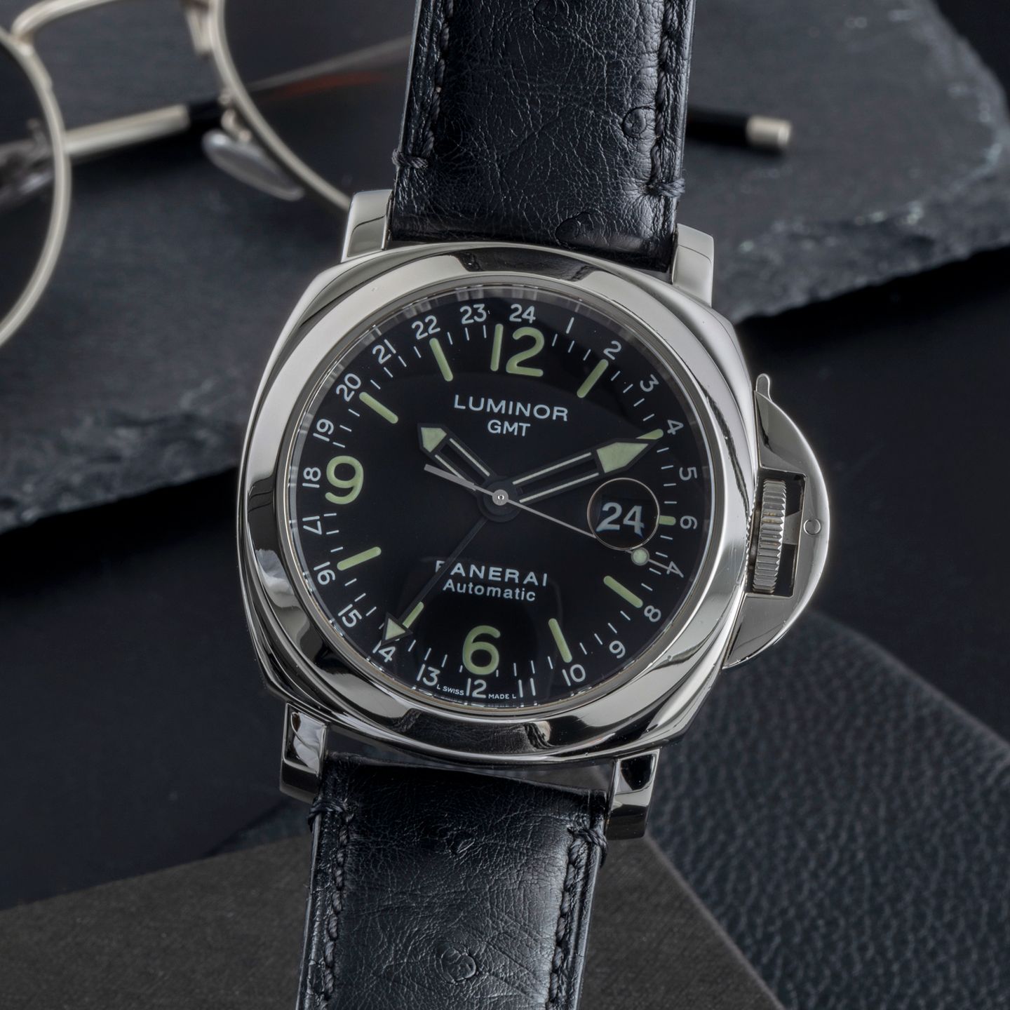 Panerai Luminor PAM00063 (Unknown (random serial)) - Black dial 44 mm Steel case (3/8)