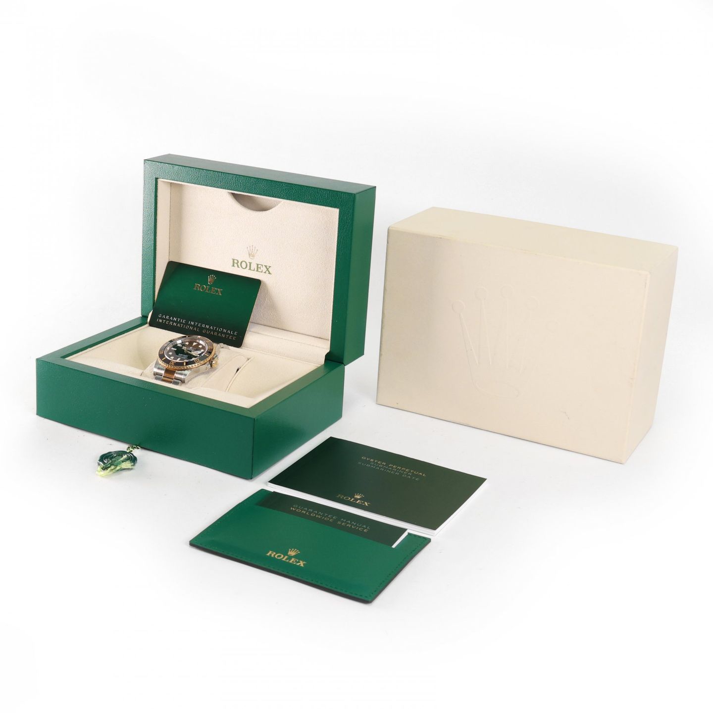 Rolex Submariner Date 126613LN (2024) - 41 mm Gold/Steel case (3/3)