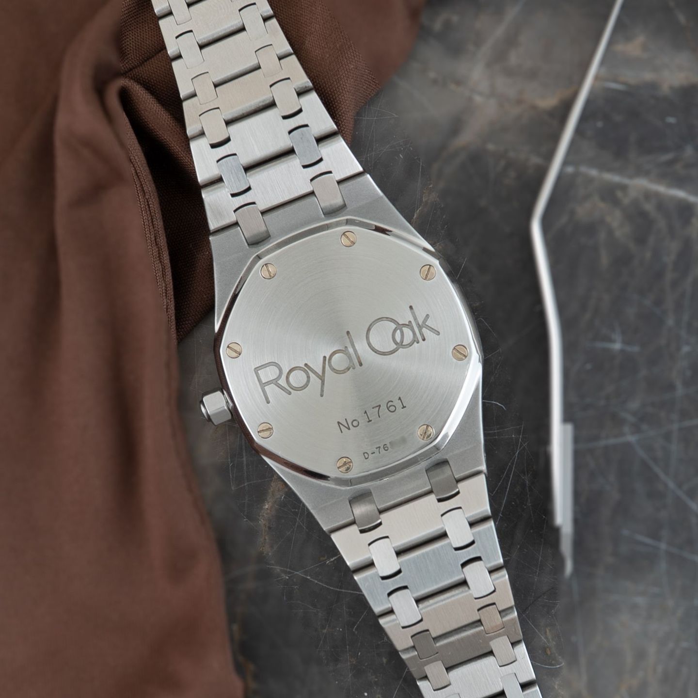 Audemars Piguet Royal Oak Day-Date 25572ST.OO.0789ST.01 (1998) - White dial 36 mm Steel case (8/8)