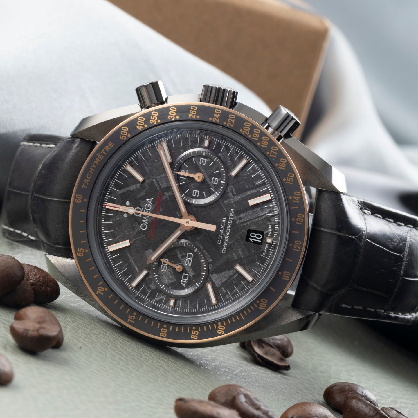 Omega Speedmaster 311.63.44.51.99.001 - (2/8)