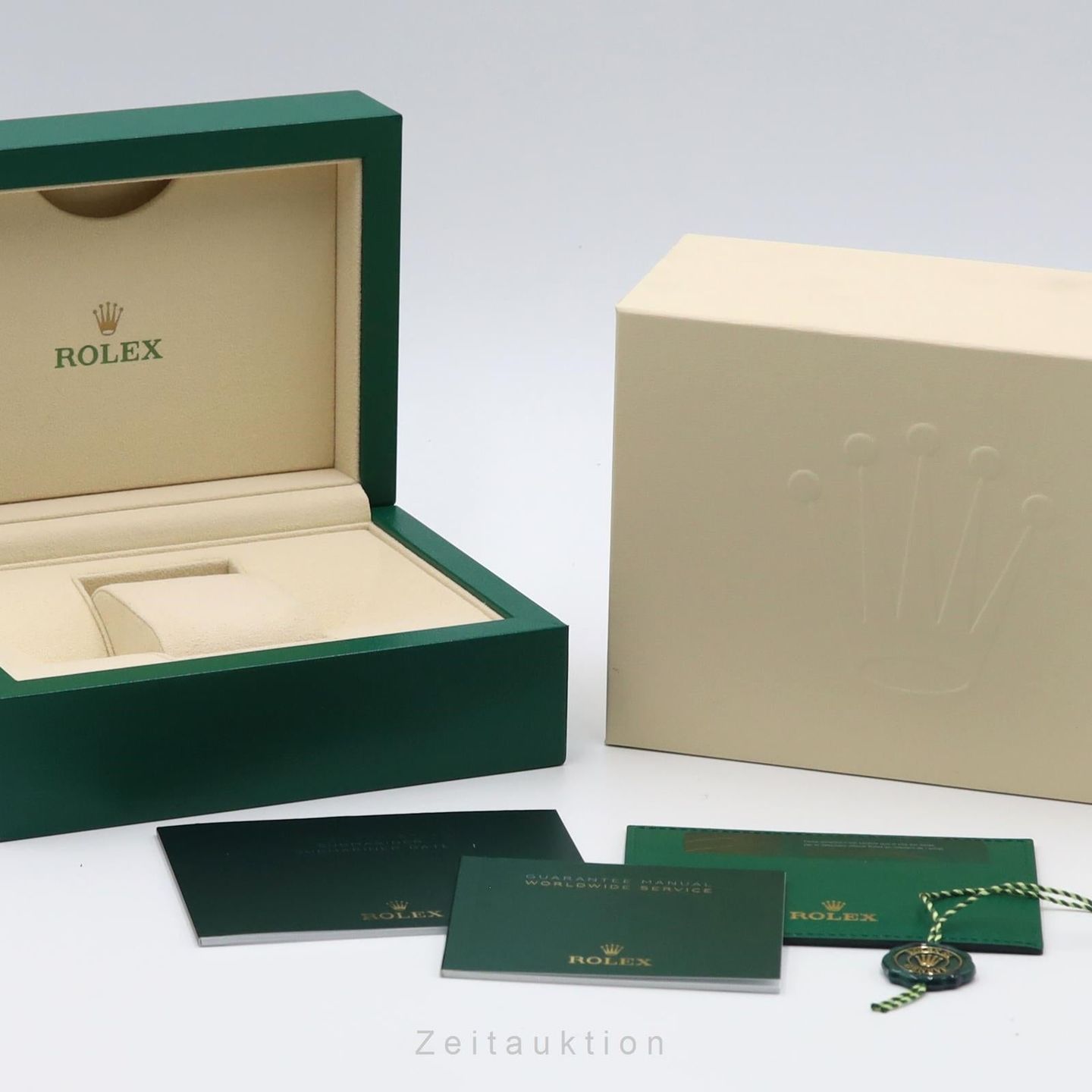 Rolex Submariner No Date 124060 (Unknown (random serial)) - Black dial 41 mm Steel case (7/8)
