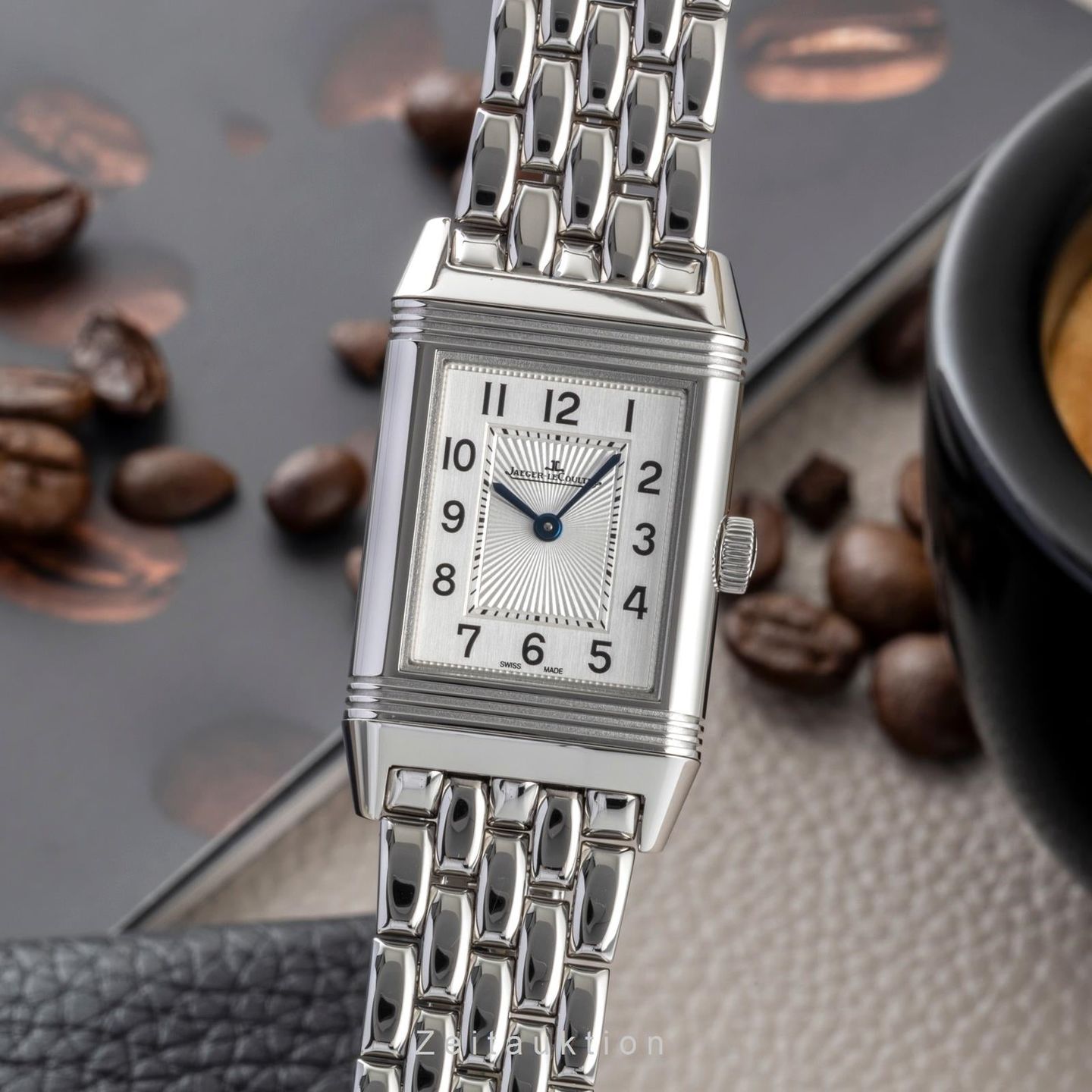 Jaeger-LeCoultre Reverso Classic Small Q2608140 - (1/8)