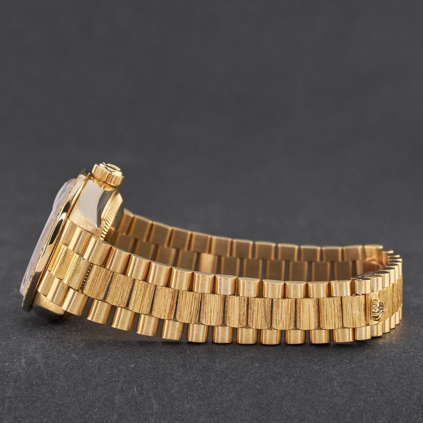 Rolex Lady-Datejust 69288 (1988) - Champagne dial 26 mm Yellow Gold case (5/8)