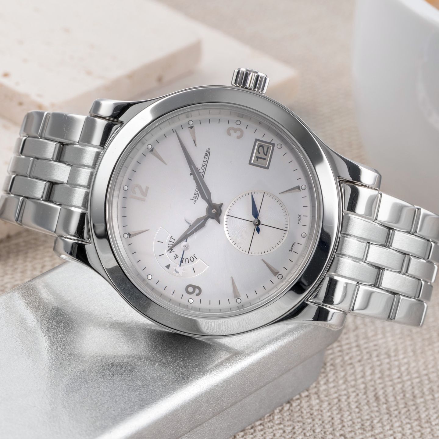 Jaeger-LeCoultre Master Hometime 147.8.05.S (2005) - Zilver wijzerplaat 40mm Staal (2/8)