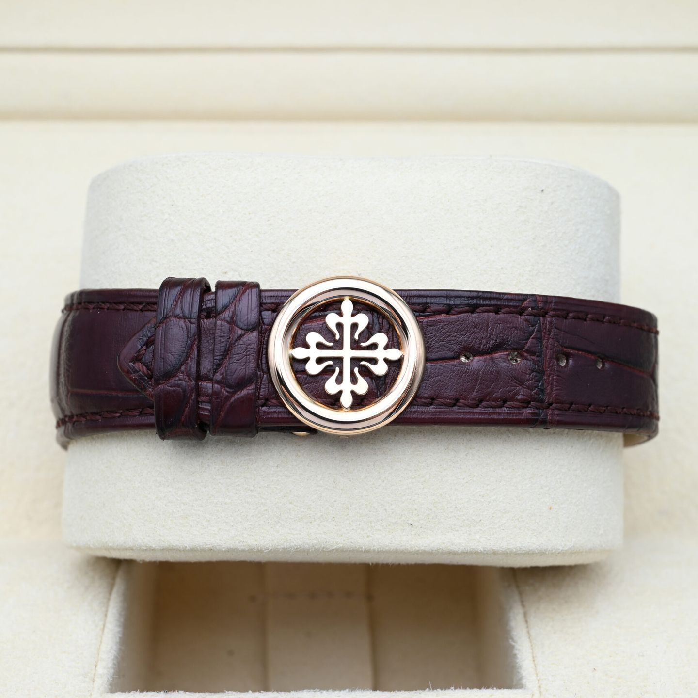 Patek Philippe Annual Calendar 5396R - (6/8)