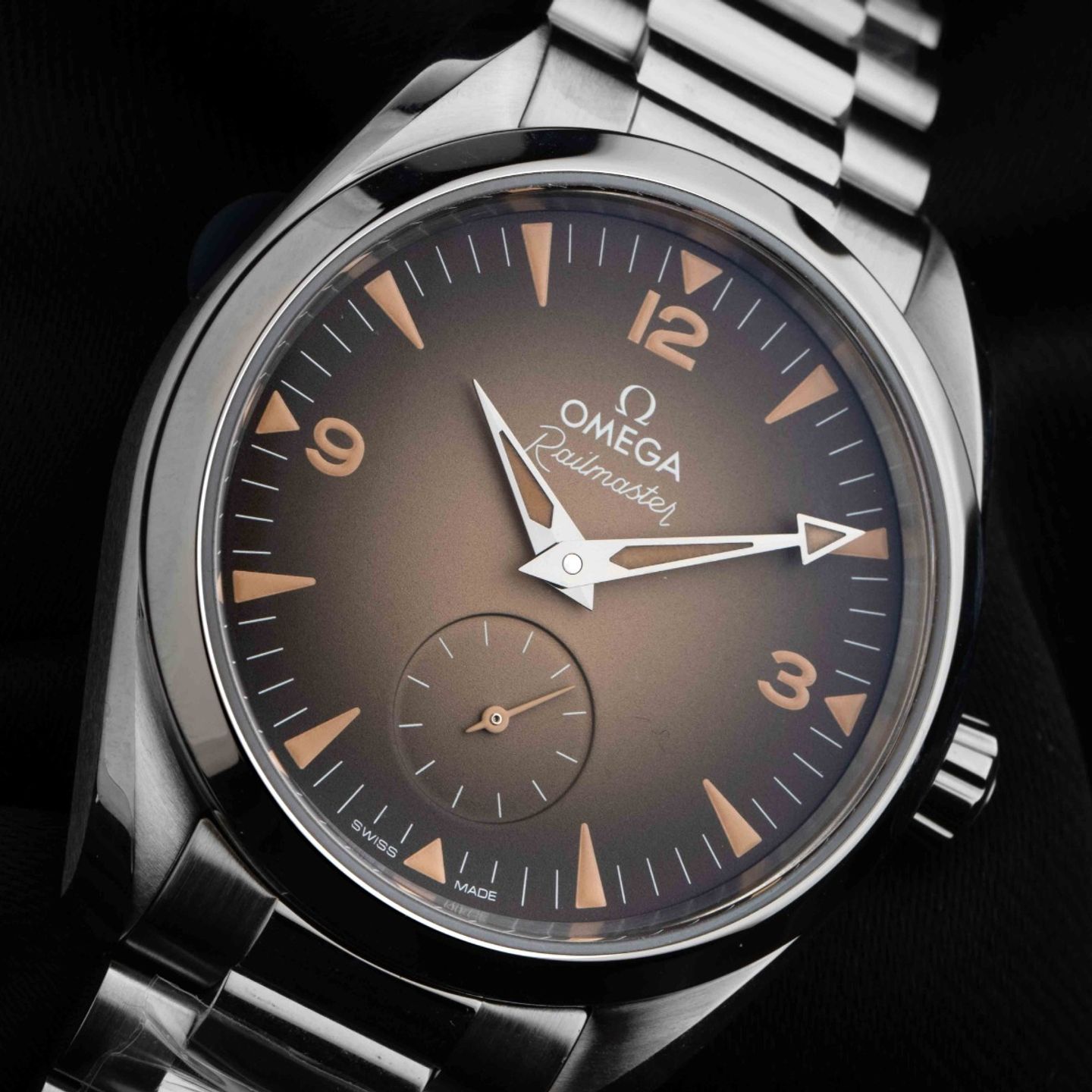 Omega Seamaster Railmaster 235.10.38.20.13.001 - (3/7)