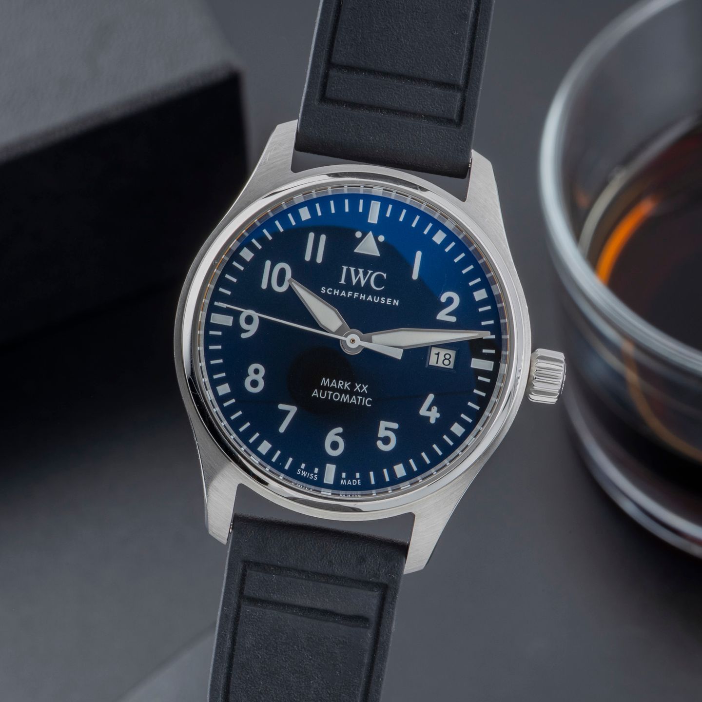IWC Pilot Mark IW328201 - (3/8)