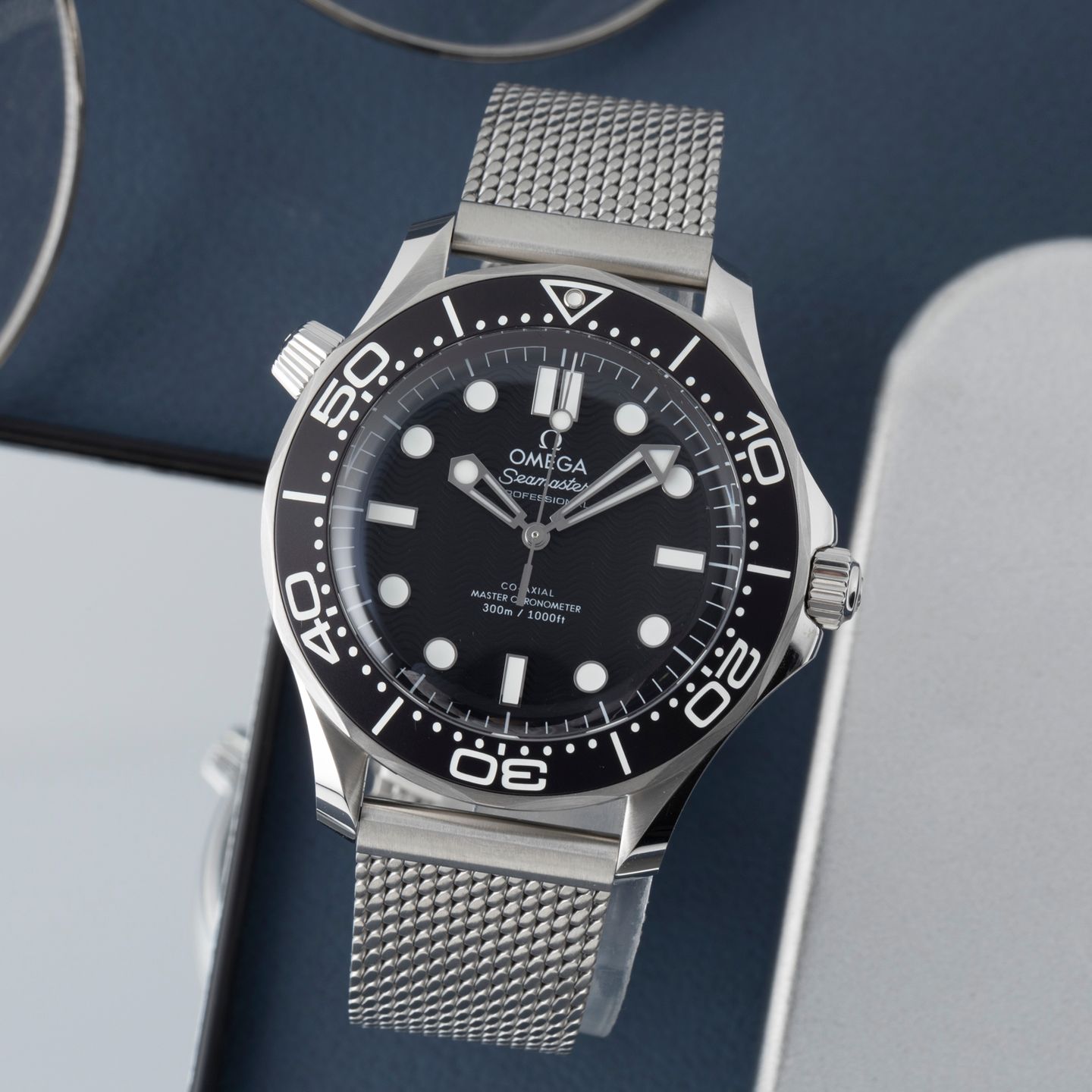 Omega Seamaster Diver 300 M 210.30.42.20.01.010 (Onbekend (willekeurig serienummer)) - Zwart wijzerplaat 42mm Staal (1/8)