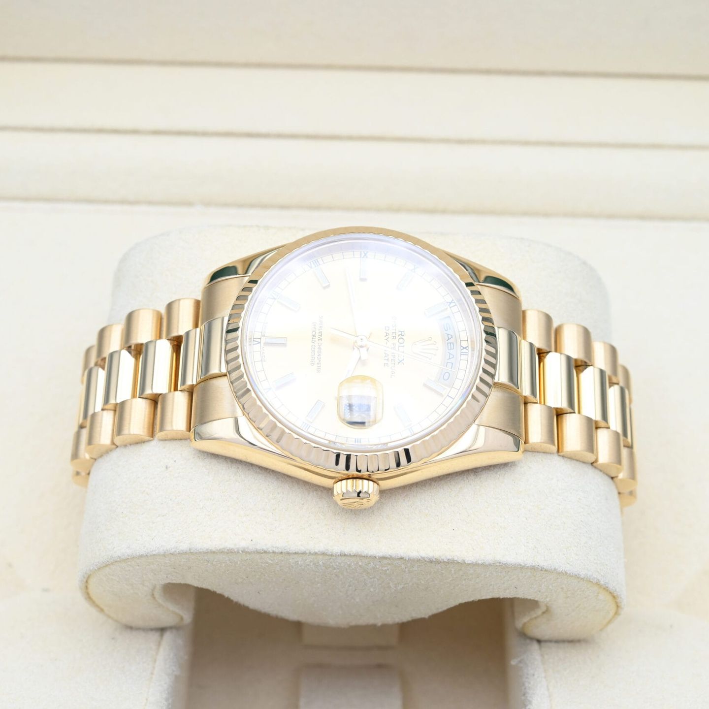 Rolex Day-Date 36 118238 (2002) - Champagne wijzerplaat 36mm Geelgoud (4/8)