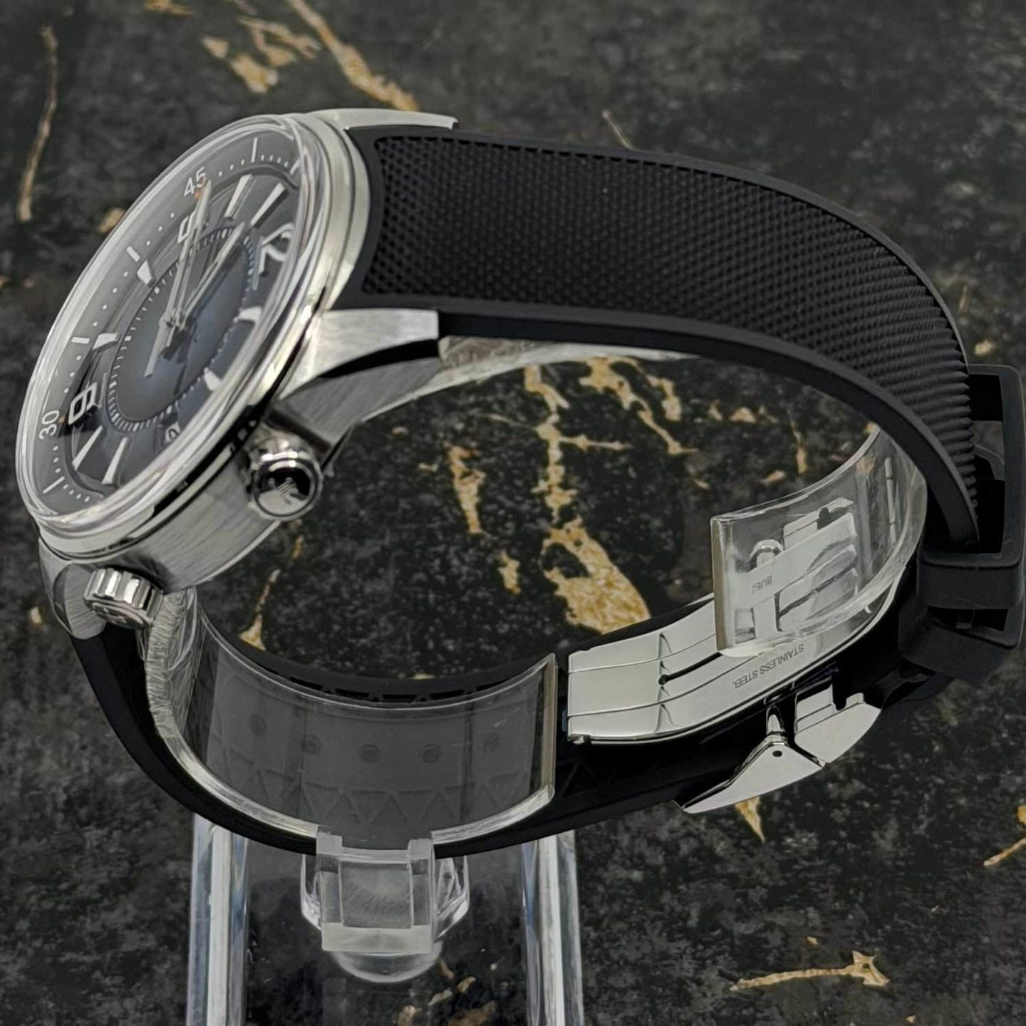 Jaeger-LeCoultre Reverso Classic Small Q2438522 (2026) - Silver dial 26 mm Steel case (5/8)