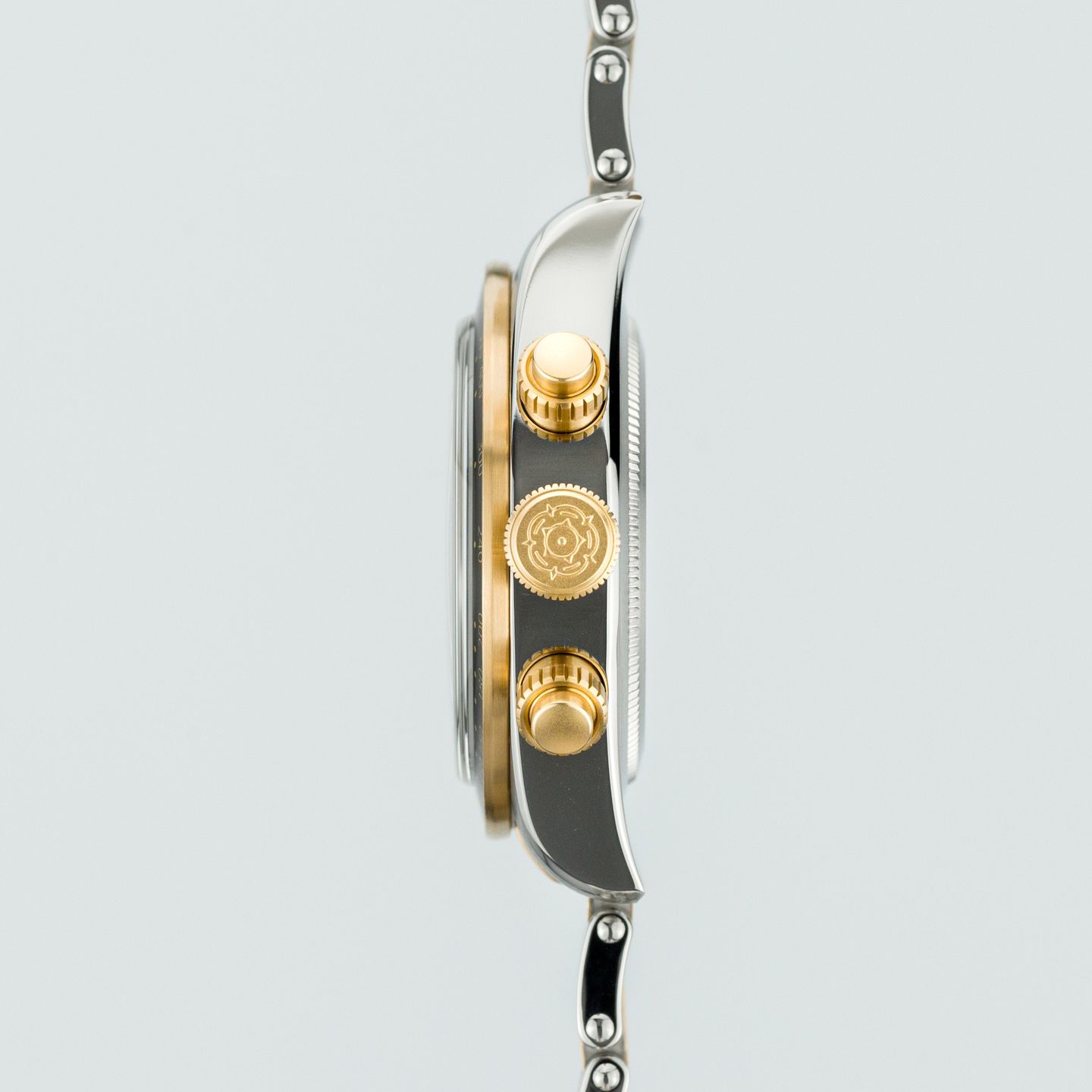 Tudor Black Bay Chrono M79363N-0001 (2023) - Black dial 41 mm Gold/Steel case (5/8)
