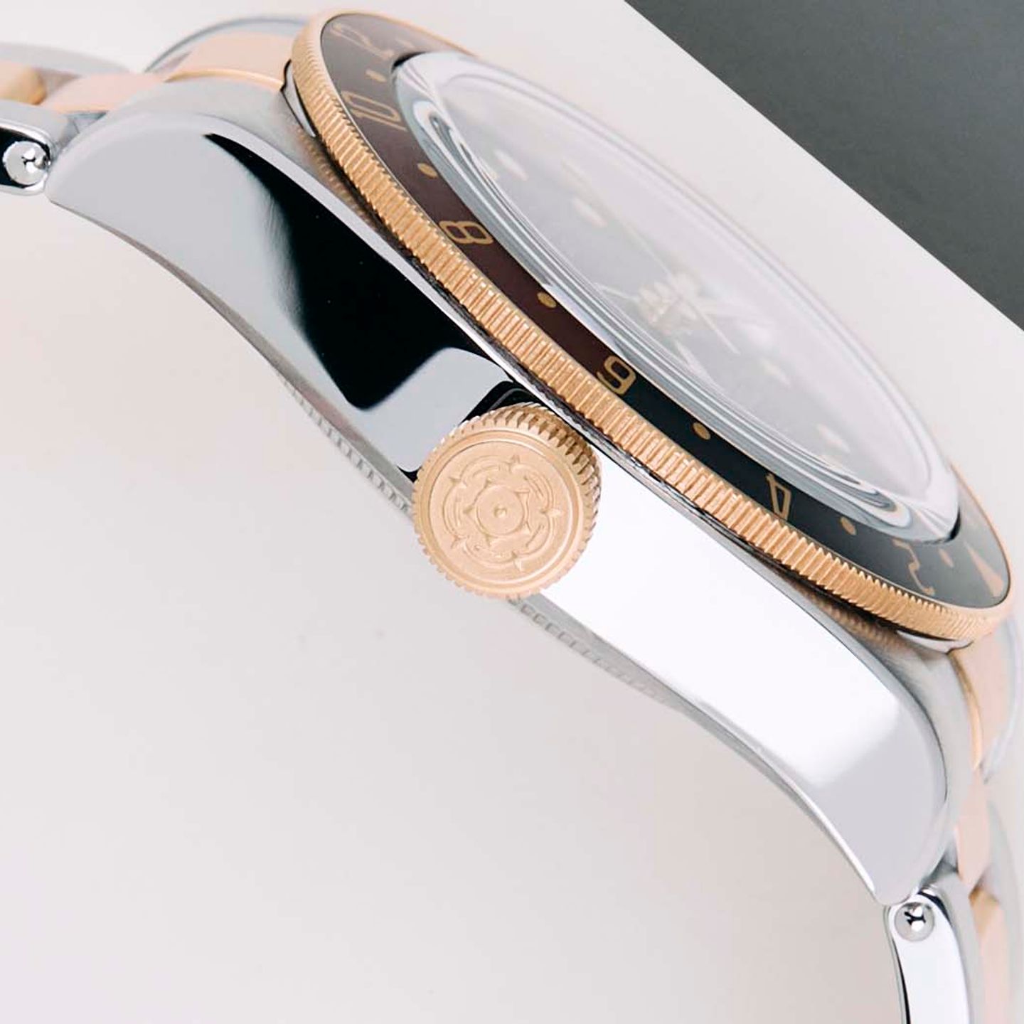 Tudor Black Bay GMT 79833MN (2022) - Zwart wijzerplaat 41mm Staal (8/8)