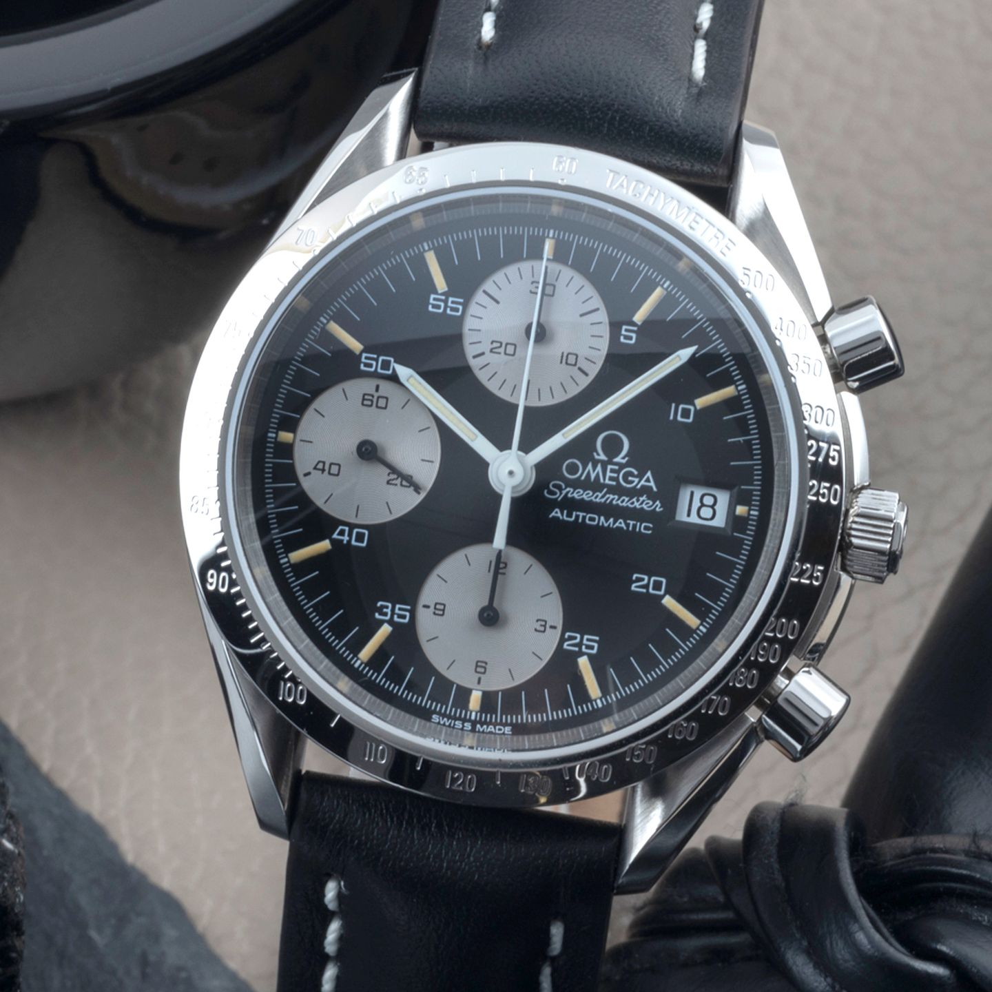 Omega Speedmaster Date 3511.50.00 (1999) - Zwart wijzerplaat 39mm Staal (3/8)