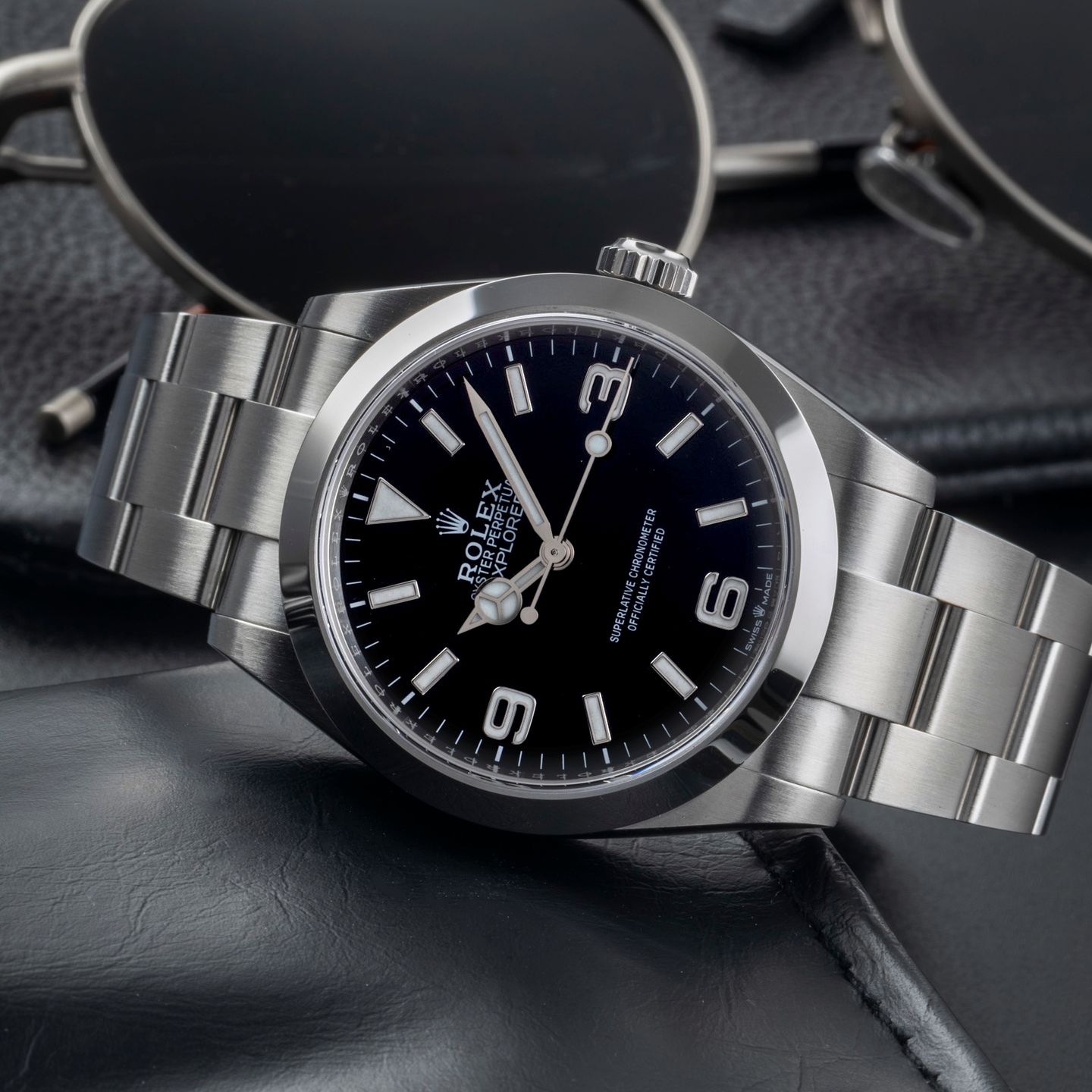 Rolex Explorer 224270 (Unknown (random serial)) - Black dial 40 mm Steel case (2/8)