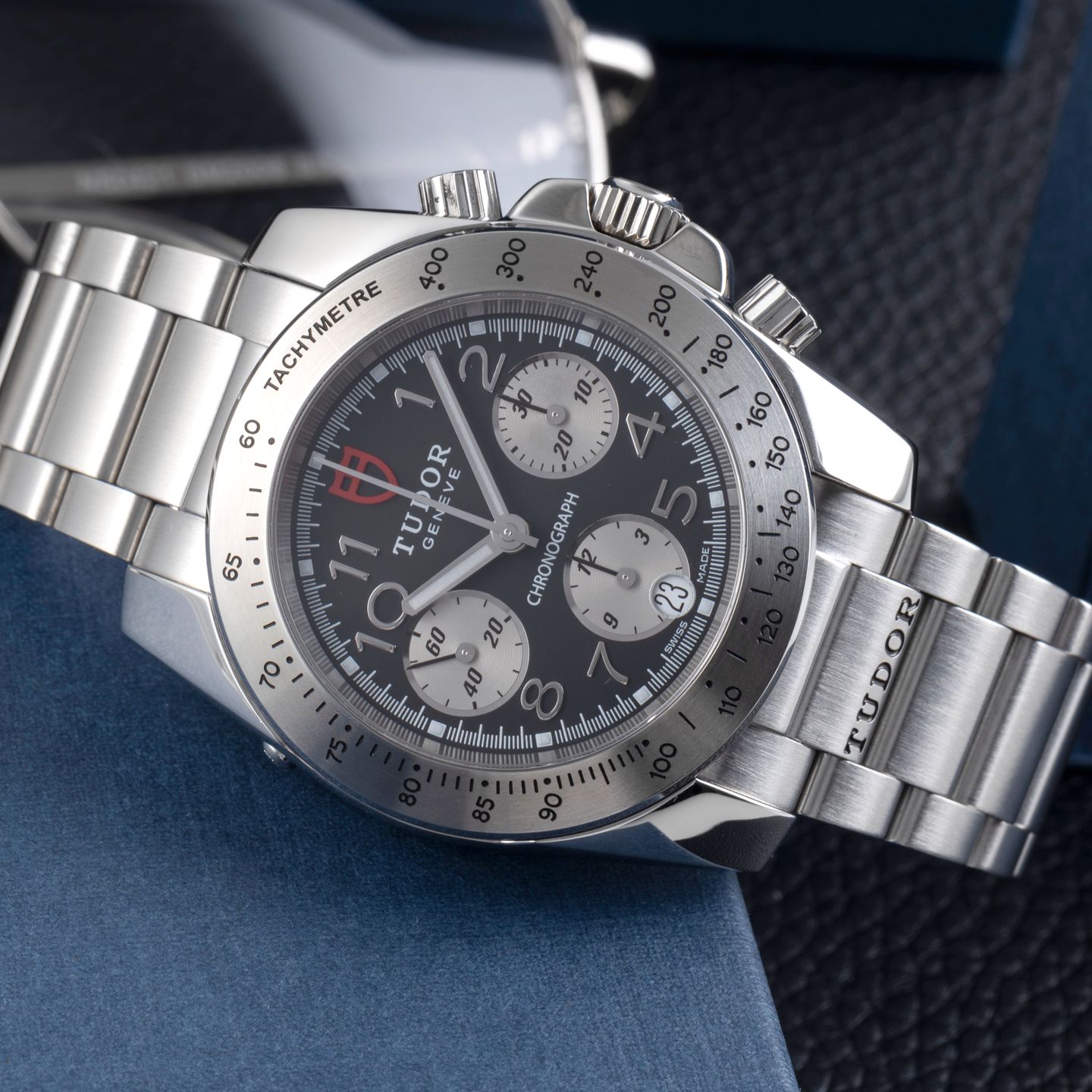 Tudor Sport Chronograph 20300 (2023) - Zilver wijzerplaat 41mm Staal (2/8)