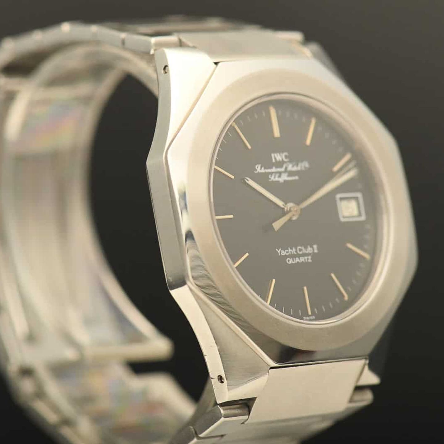 IWC Yacht Club IW3312 (1980) - Black dial 38 mm Steel case (4/8)
