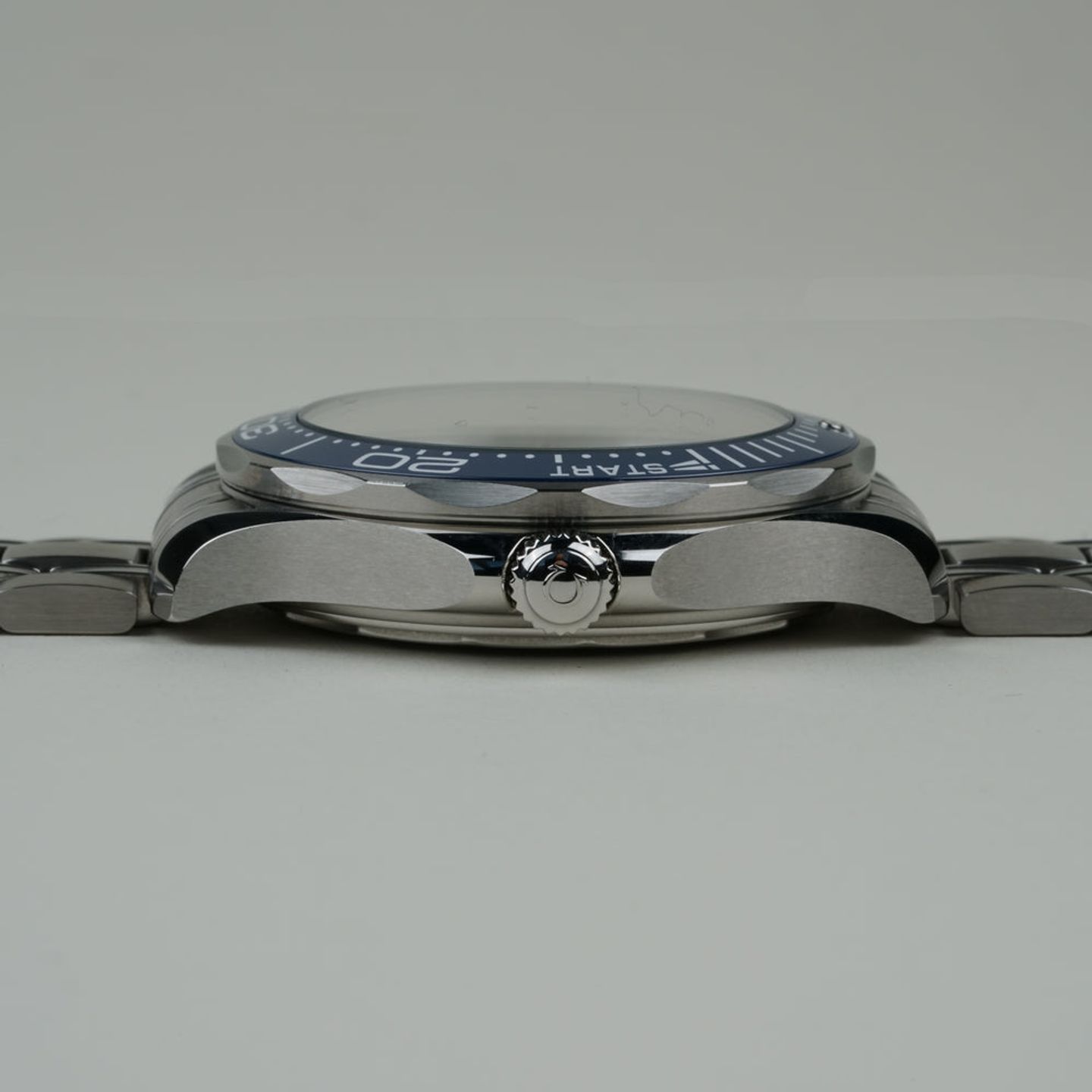 Omega Seamaster Diver 300 M 212.30.41.20.03.001 (2024) - Blauw wijzerplaat 41mm Staal (6/8)