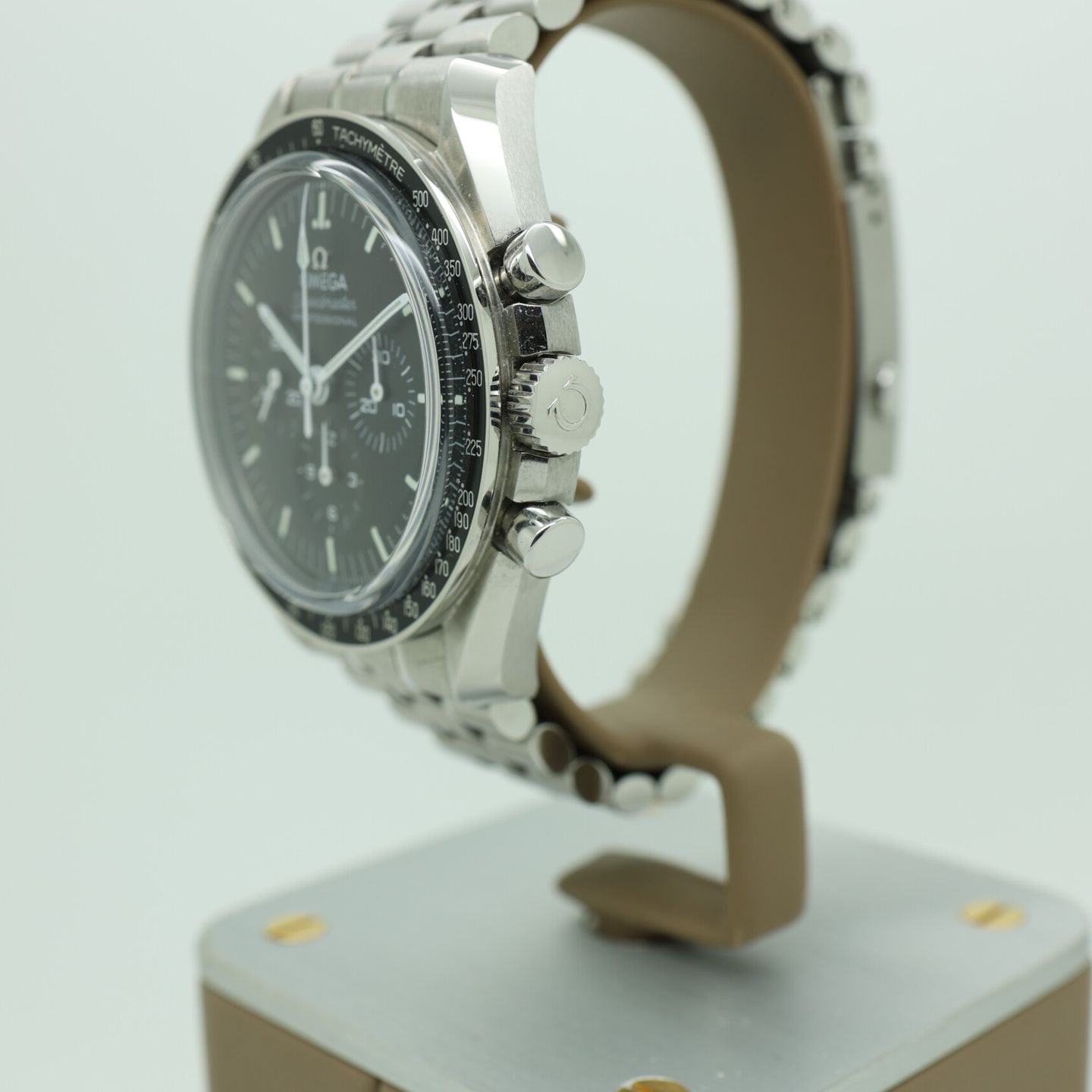 Omega Speedmaster Professional Moonwatch 310.30.42.50.01.002 (2022) - Black dial 42 mm Steel case (3/8)