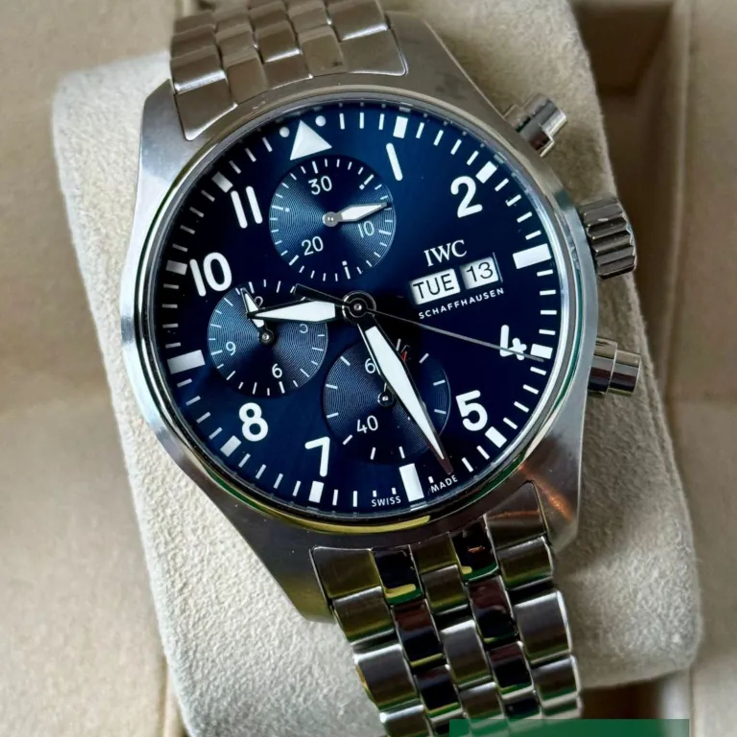 IWC Pilot Chronograph IW388102 - (1/3)