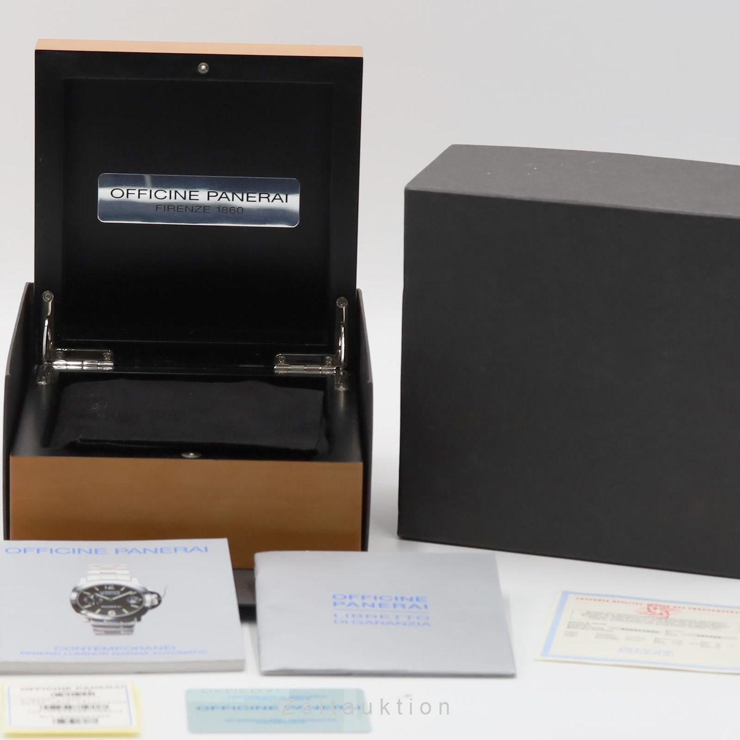 Panerai Luminor Marina Automatic PAM00048 (Unknown (random serial)) - Black dial 40 mm Steel case (7/8)