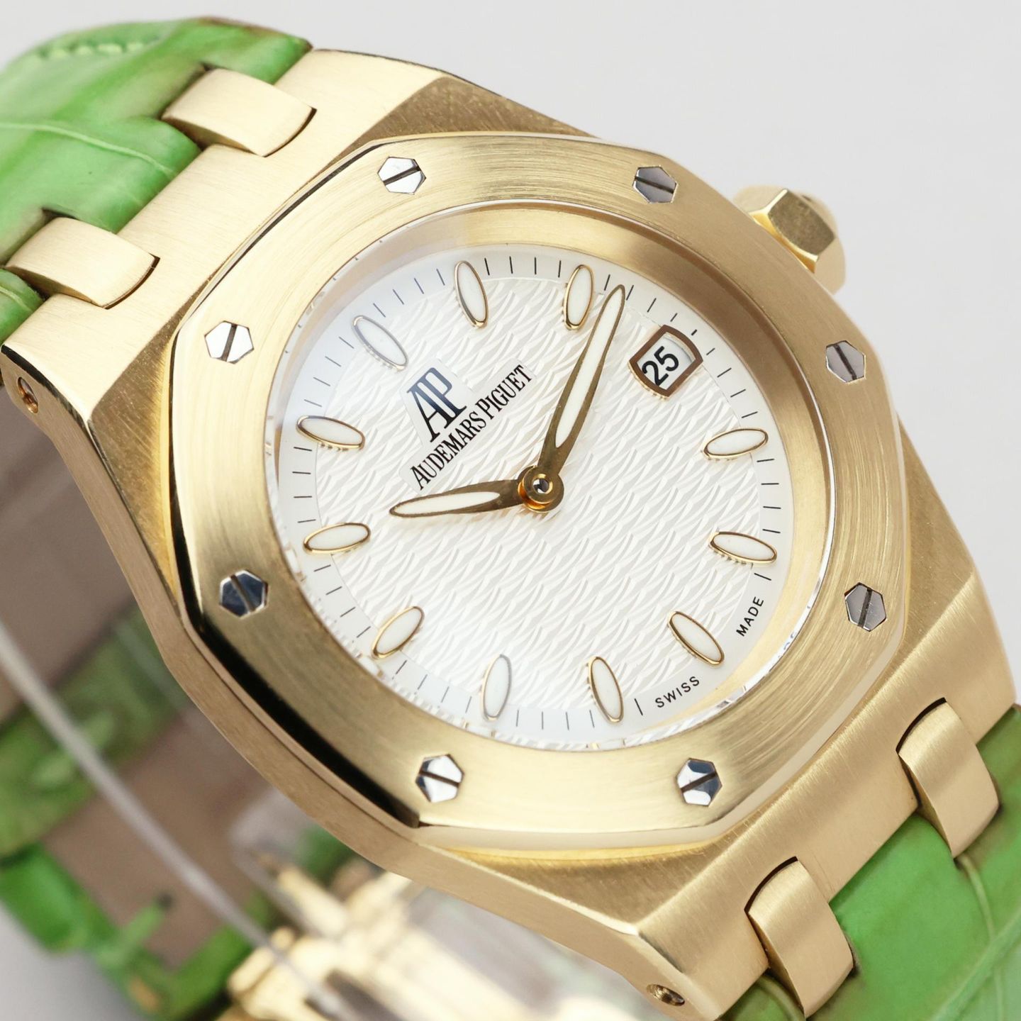 Audemars Piguet Royal Oak Lady 67600BA - (3/8)