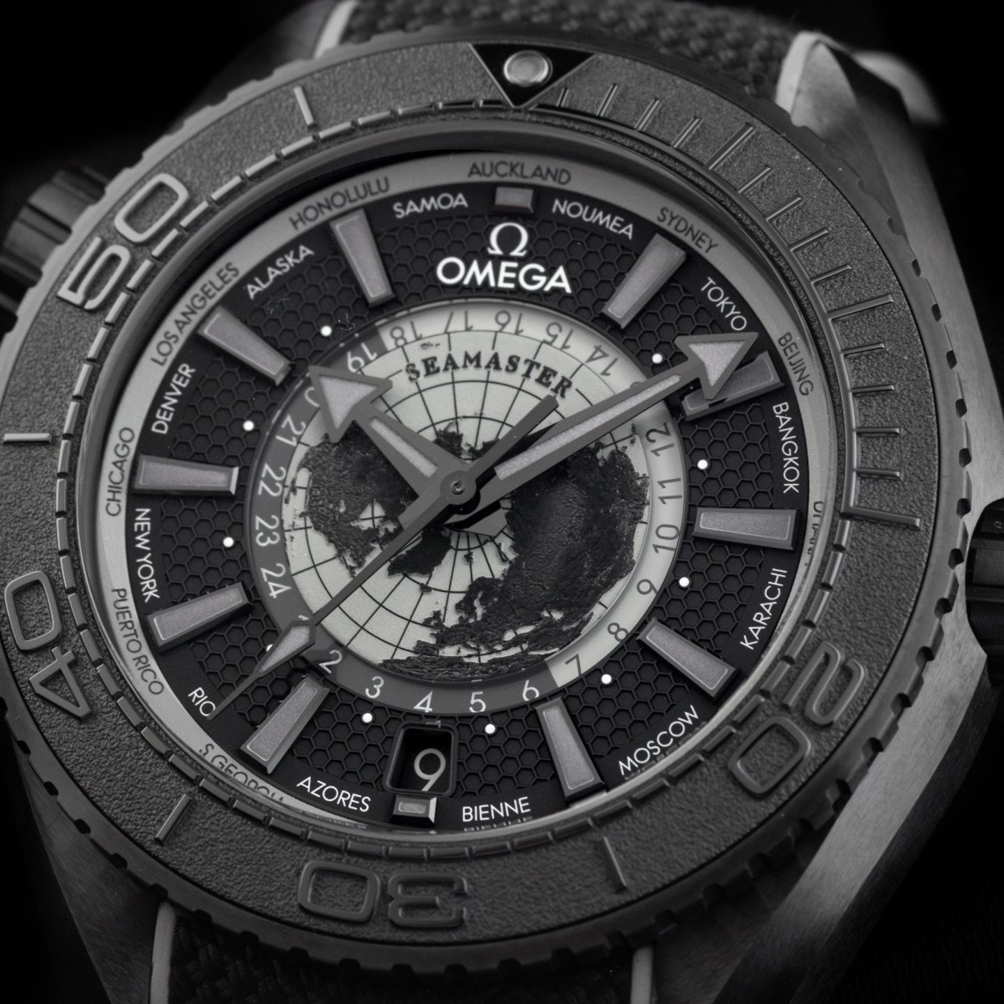 Omega Seamaster Planet Ocean 215.92.46.22.01.007 - (3/7)