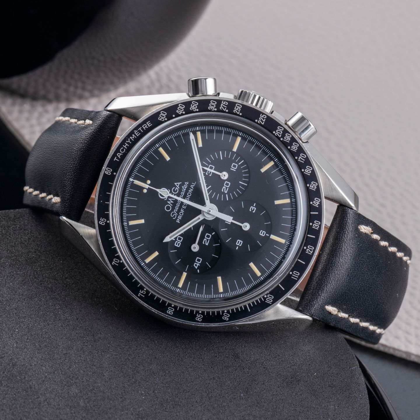 Omega Speedmaster Professional Moonwatch 3570.50.00 - (2/8)