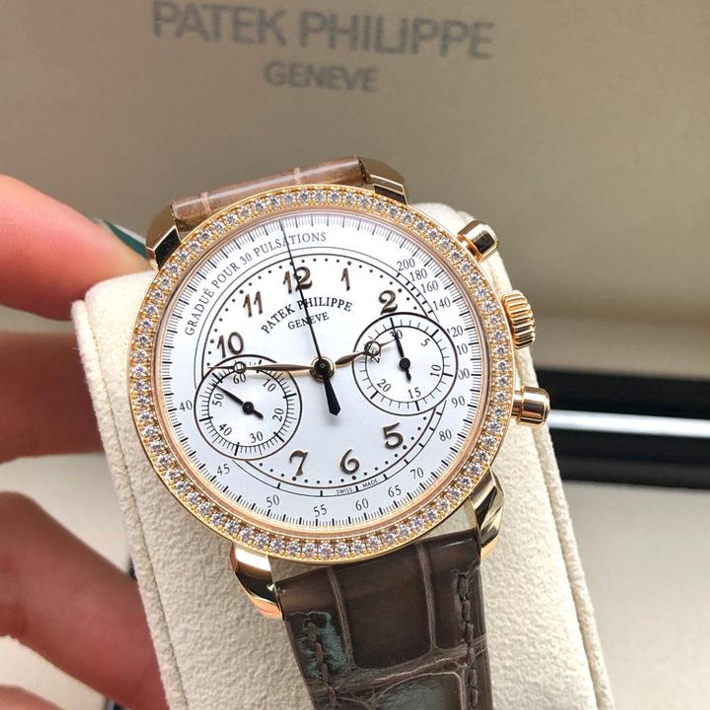 Patek Philippe Chronograph 7150/250R-001 - (8/10)