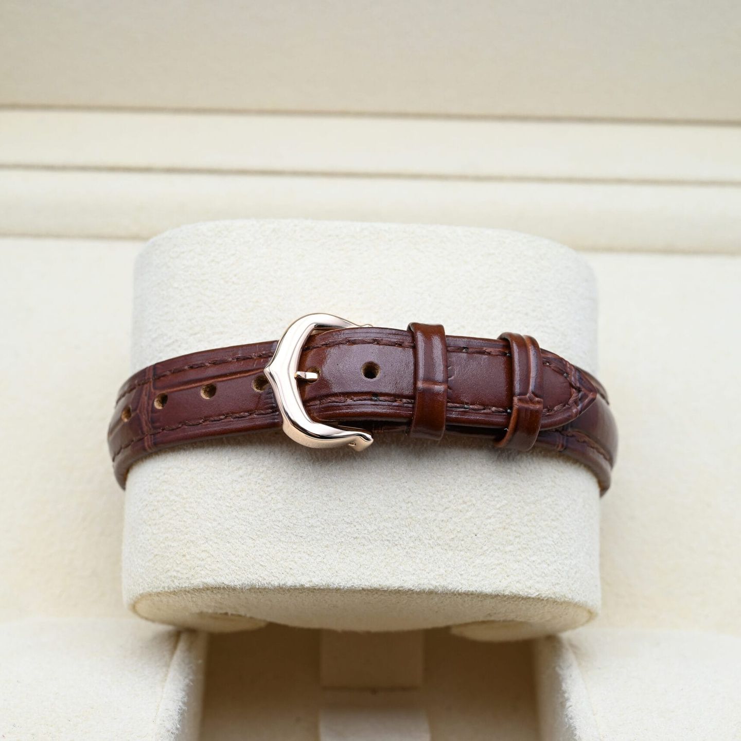 Cartier Tank Américaine W2607456 (2017) - Silver dial 35 mm Rose Gold case (6/8)