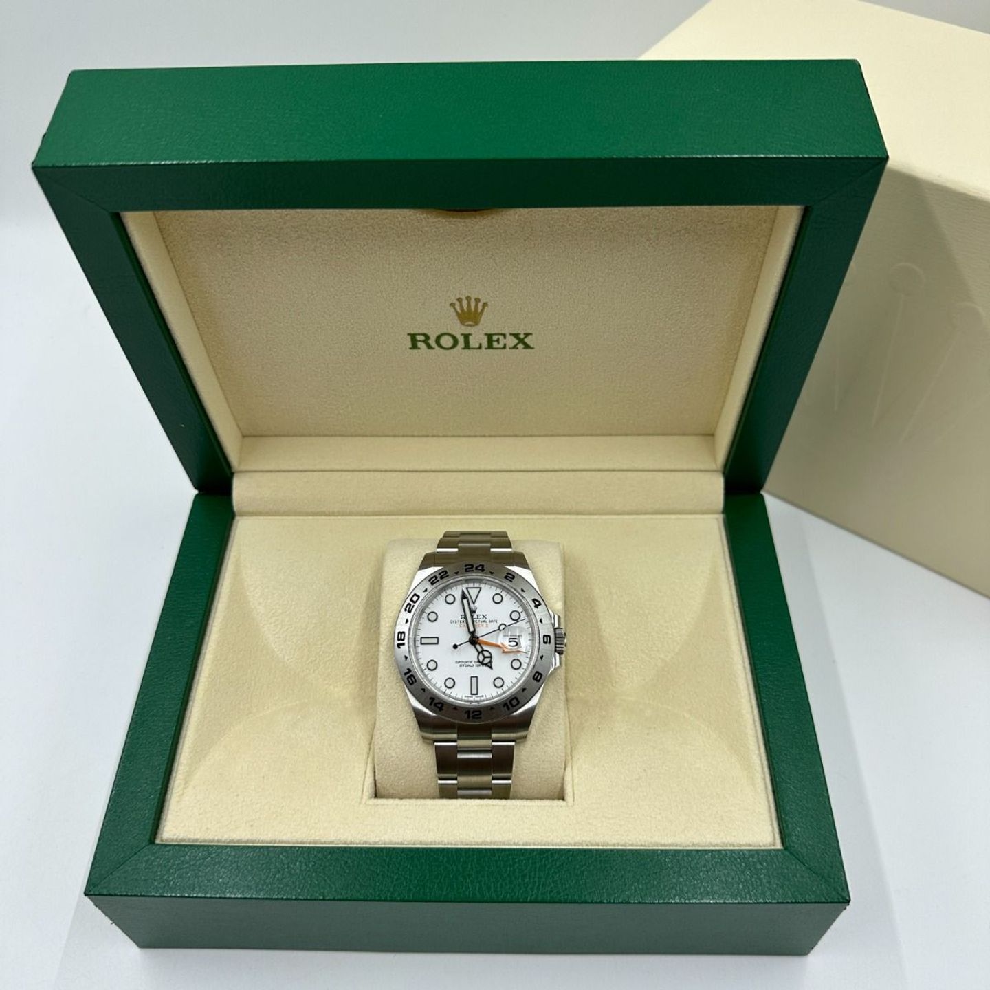 Rolex Explorer II 216570 (2021) - Wit wijzerplaat 42mm Staal (4/8)