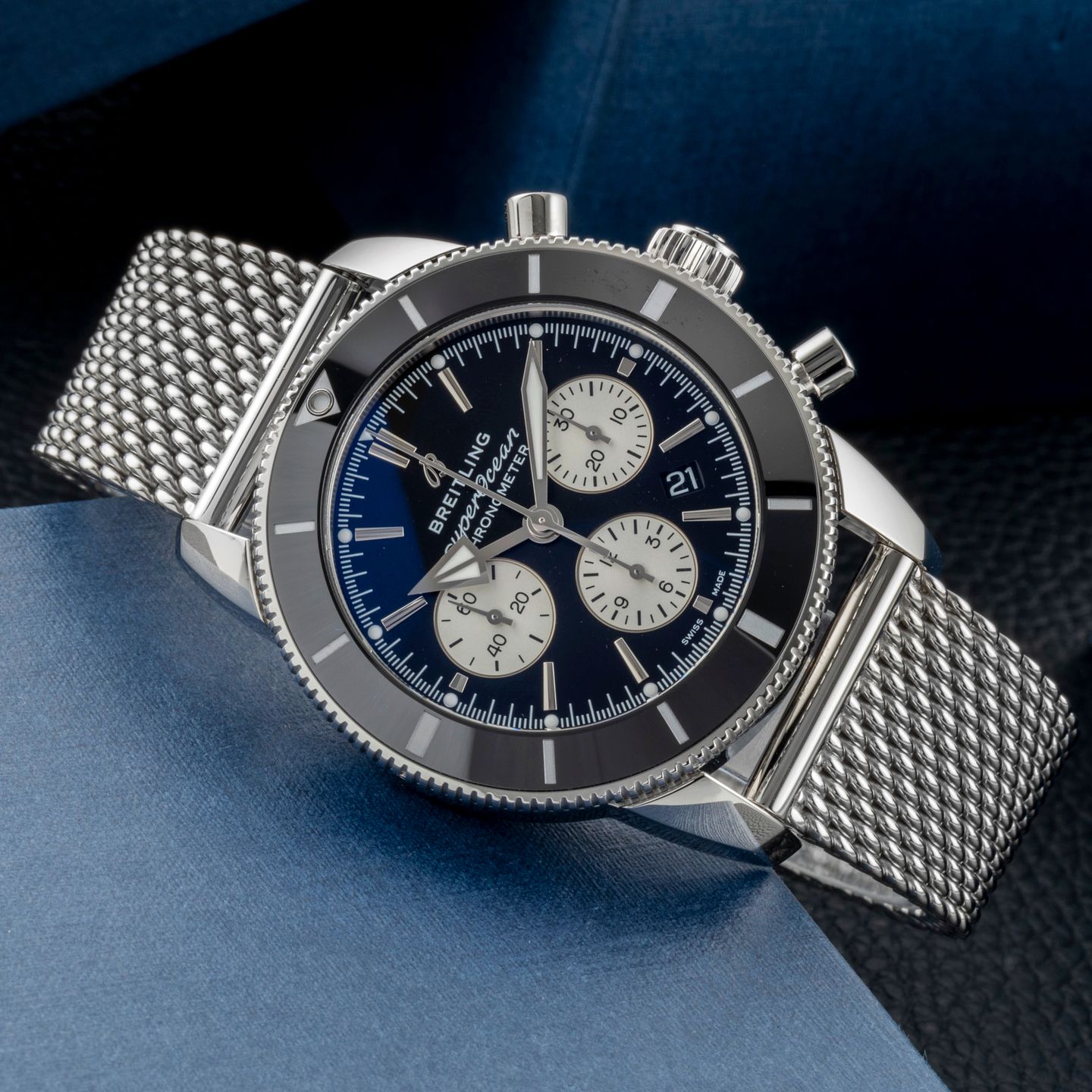 Breitling Superocean Heritage II Chronograph AB0162121B1A1 (Unknown (random serial)) - Black dial 44 mm Steel case (2/8)