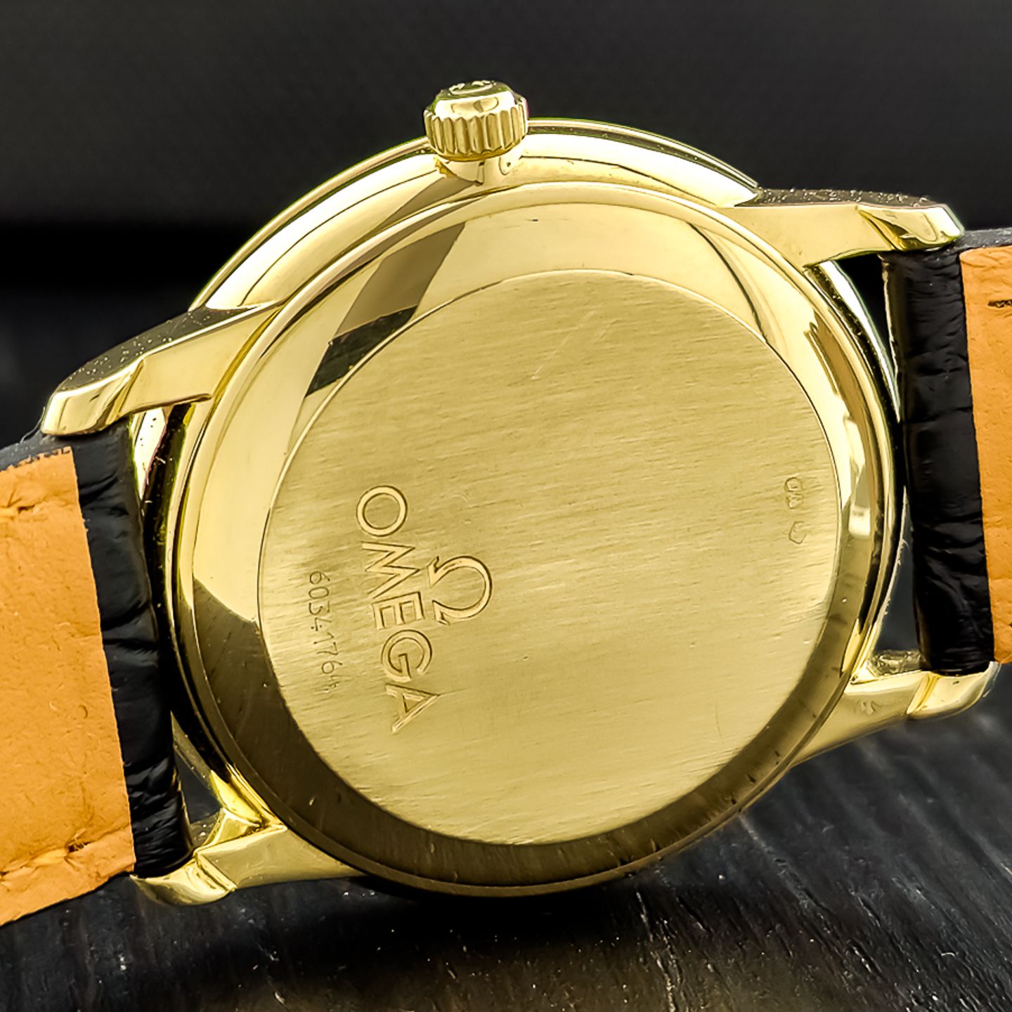 Omega De Ville Prestige 1681050 (Unknown (random serial)) - Champagne dial 35 mm Yellow Gold case (2/6)