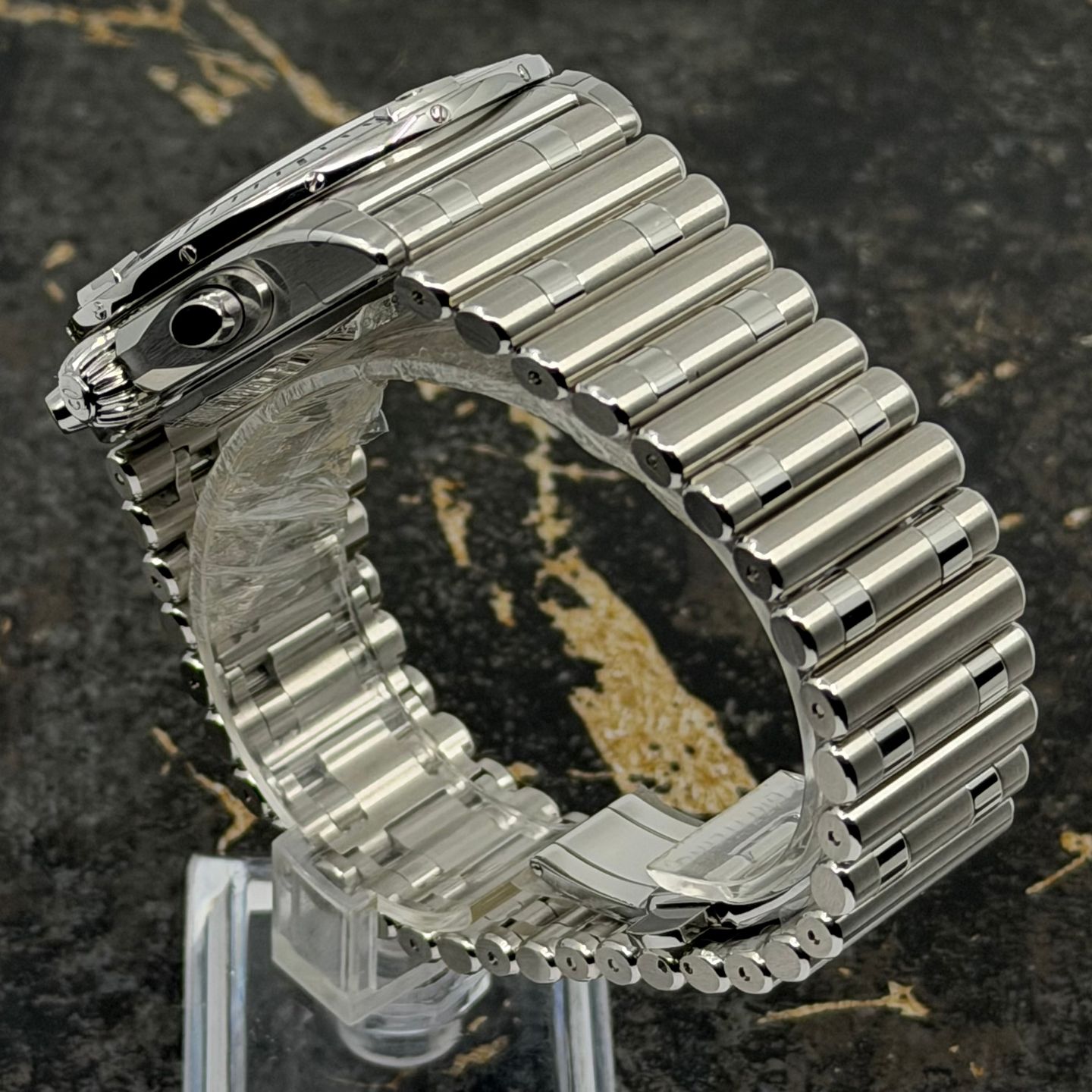 Breitling Chronomat 42 AB0134101G1A1 (2025) - Silver dial 42 mm Steel case (6/8)