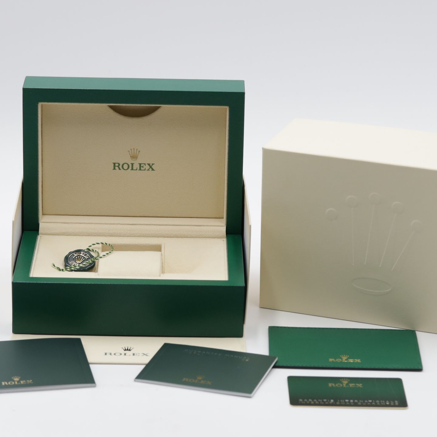Rolex Oyster Perpetual 41 124300 - (8/8)