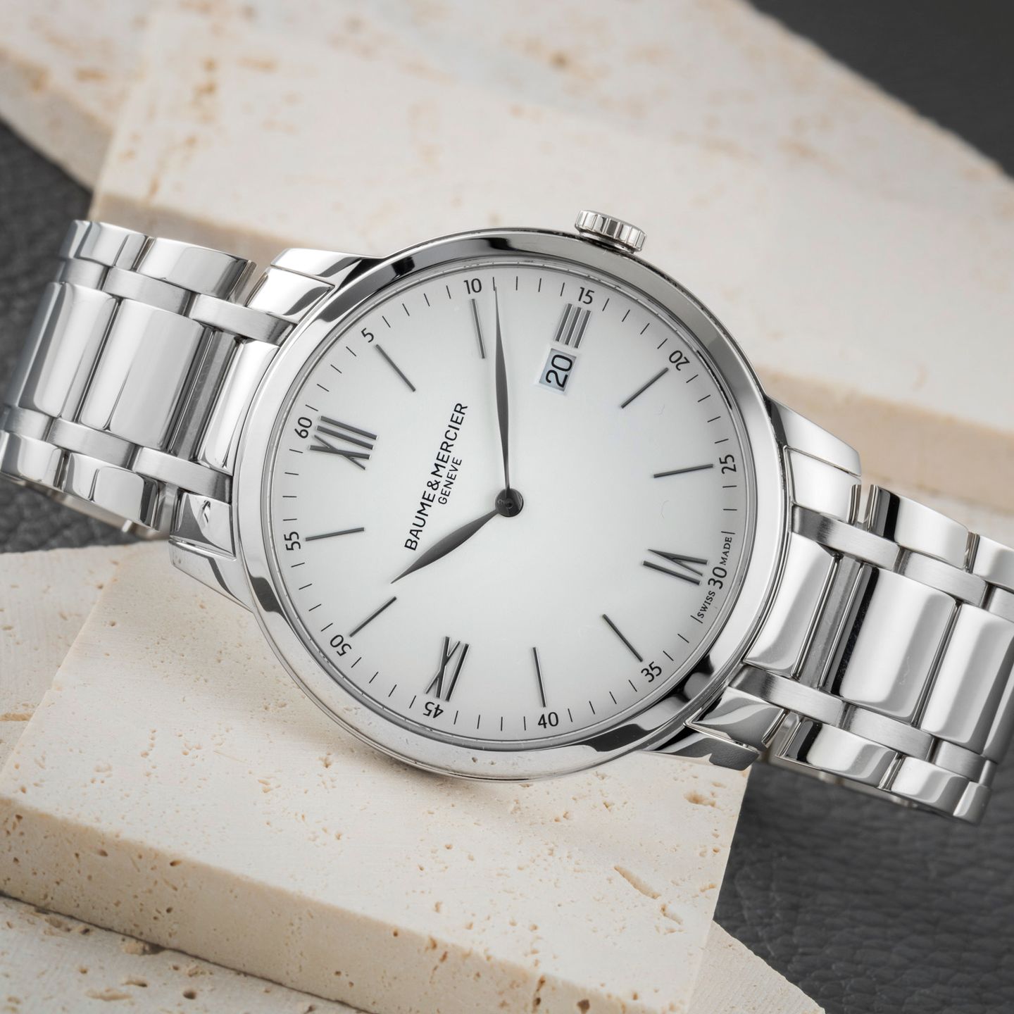 Baume & Mercier Classima M0A10354 (Onbekend (willekeurig serienummer)) - Wit wijzerplaat 40mm Staal (2/8)