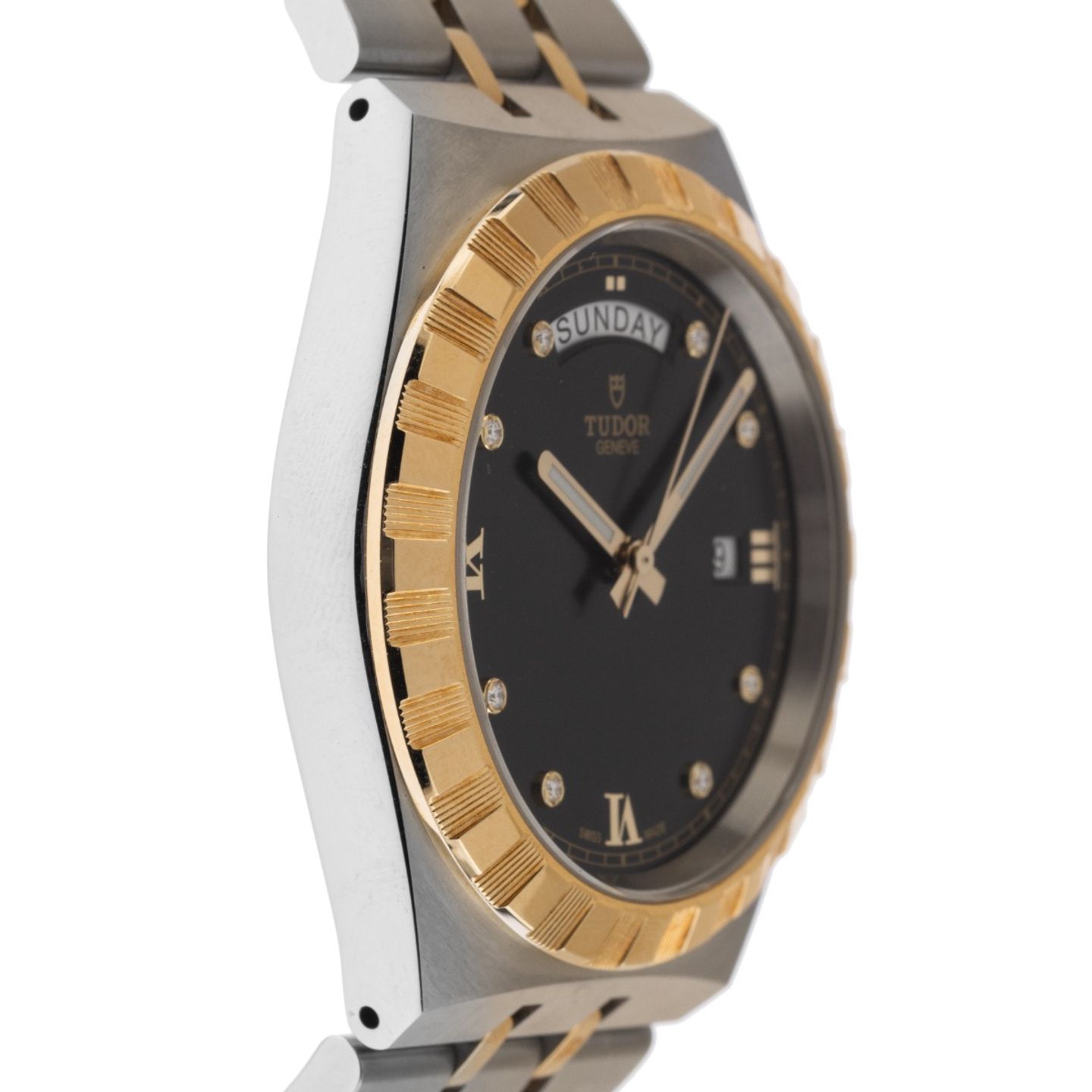 Tudor Royal 28603 (2025) - Black dial 41 mm Steel case (5/7)