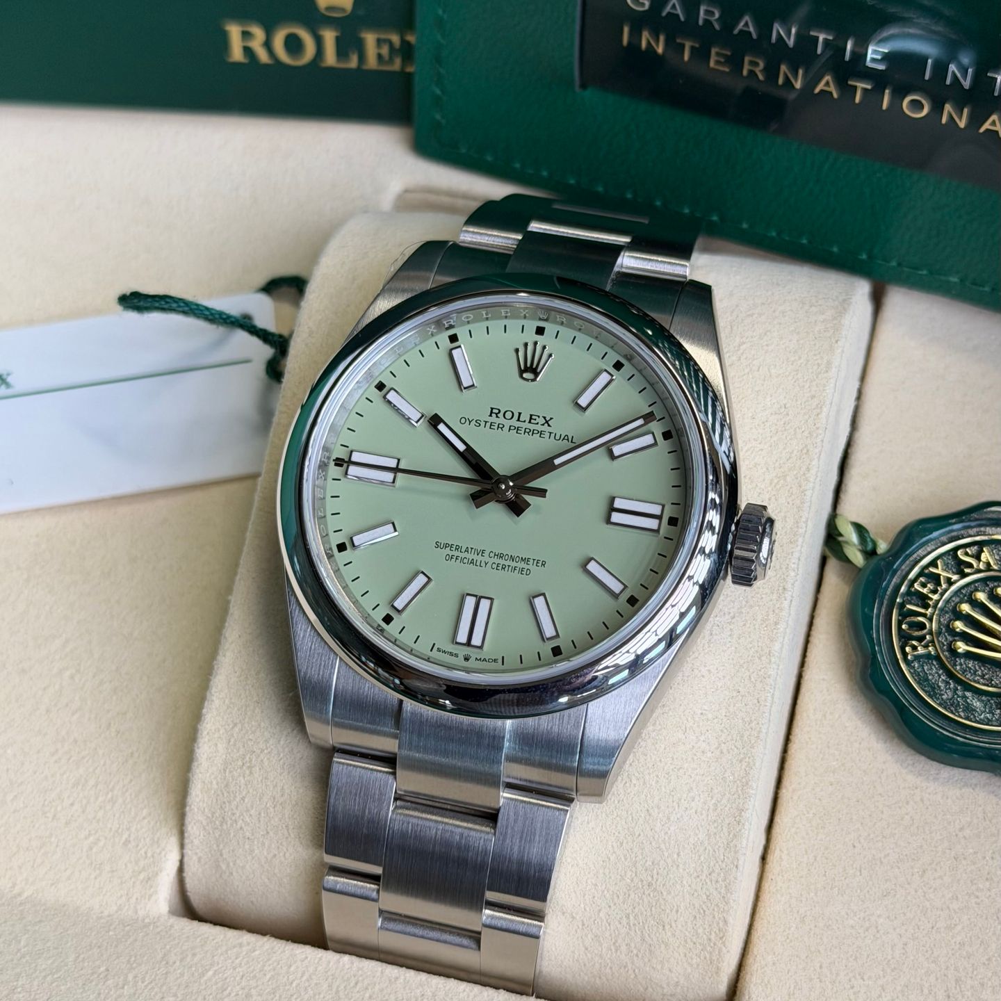 Rolex Oyster Perpetual 41 134300 - (3/7)