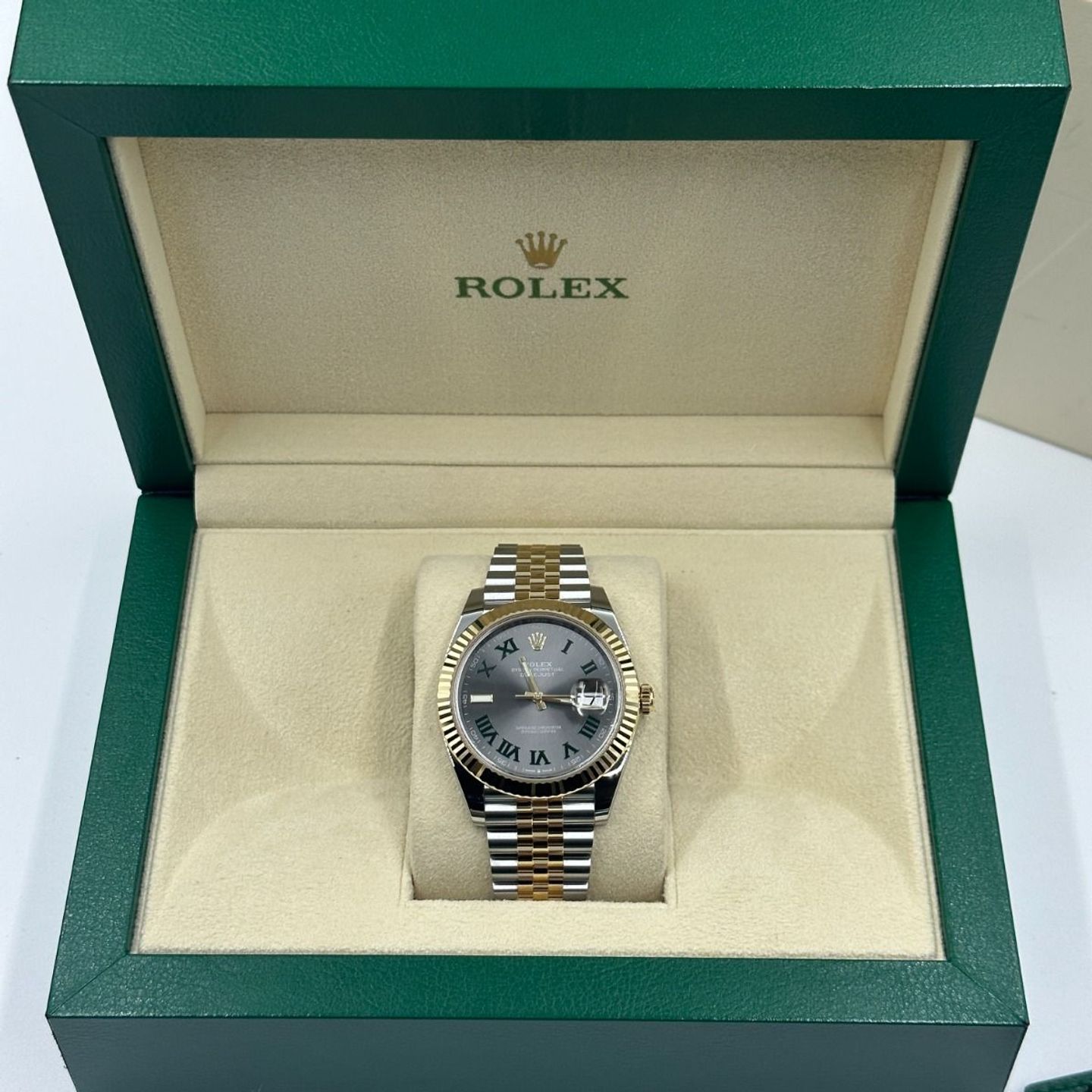 Rolex Datejust 41 126333 (2024) - Grey dial 41 mm Gold/Steel case (4/8)